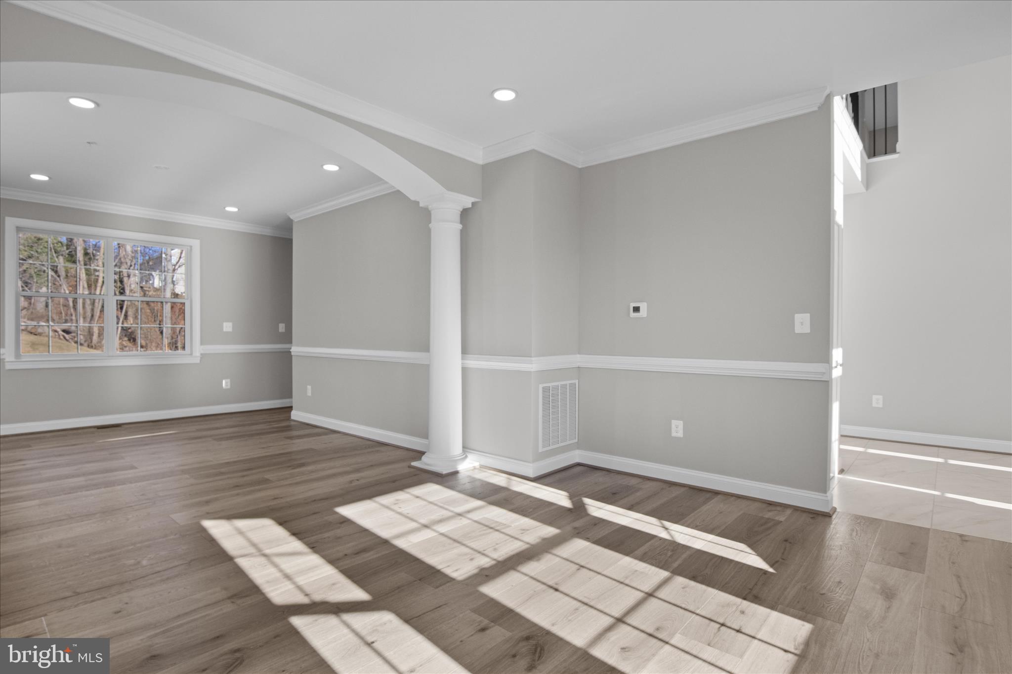 FORT WASHINGTON - Residential