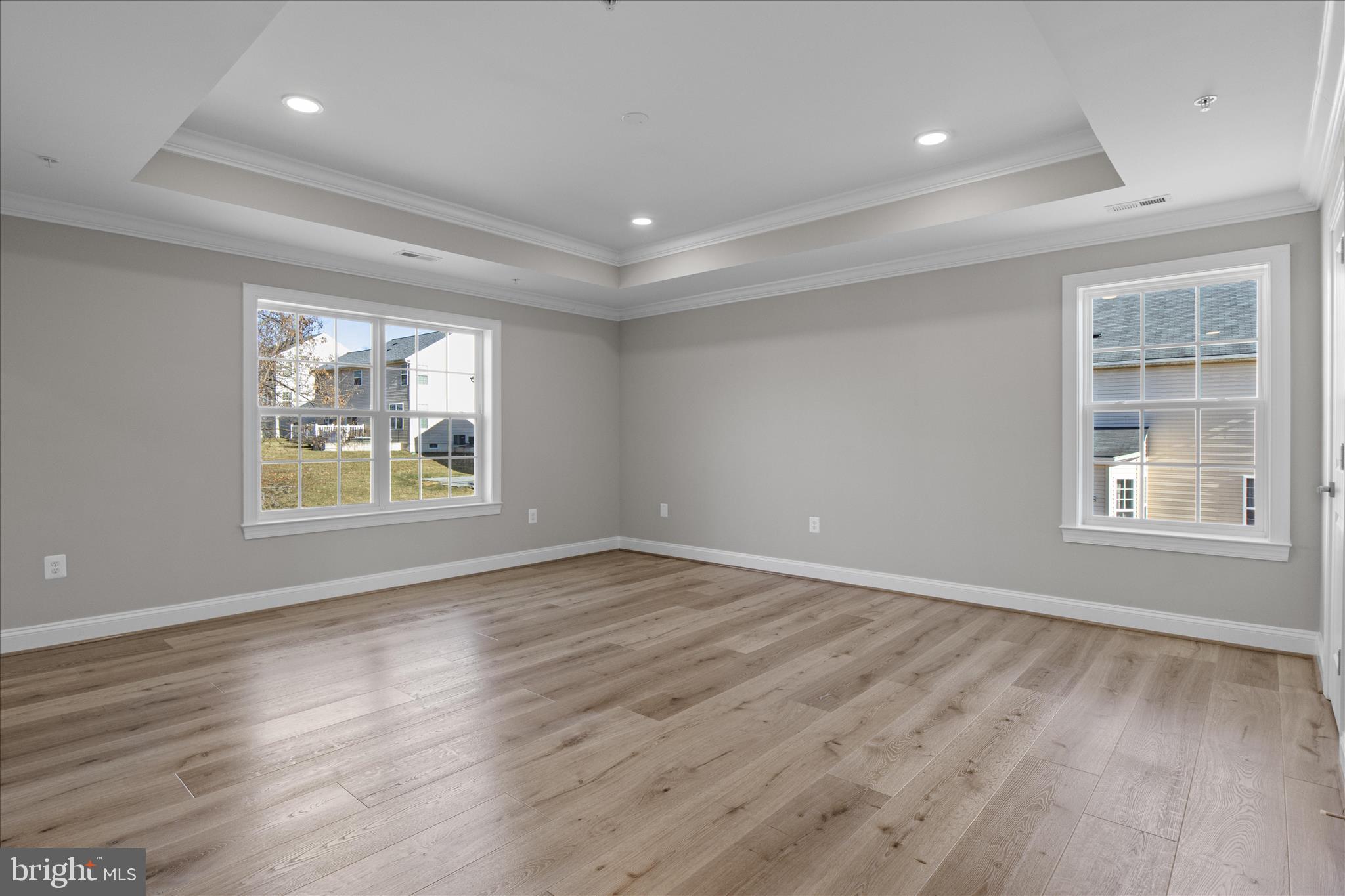 FORT WASHINGTON - Residential