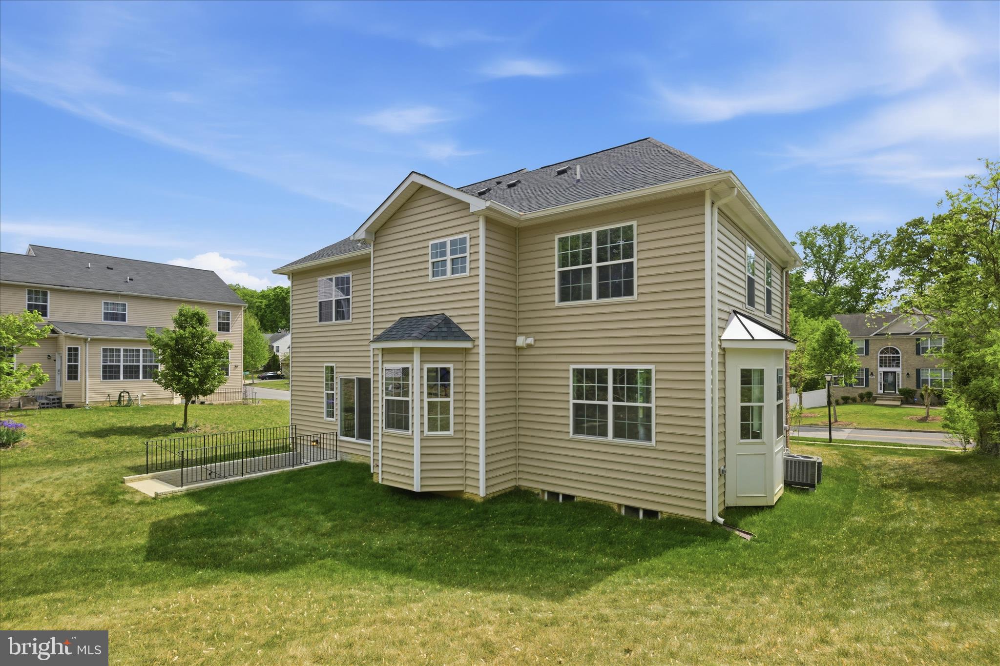 FORT WASHINGTON - Residential