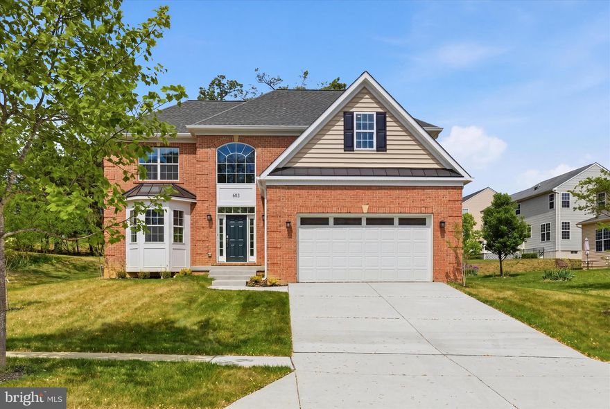 Beautiful new home in Ft, Washington! 3 finished levels, fabulous eat-in kitchen 2 garage, nice lot., beautiful primary bedroom suite. Gas heat.Home is done and ready to settle. 10 year HBW warranty.