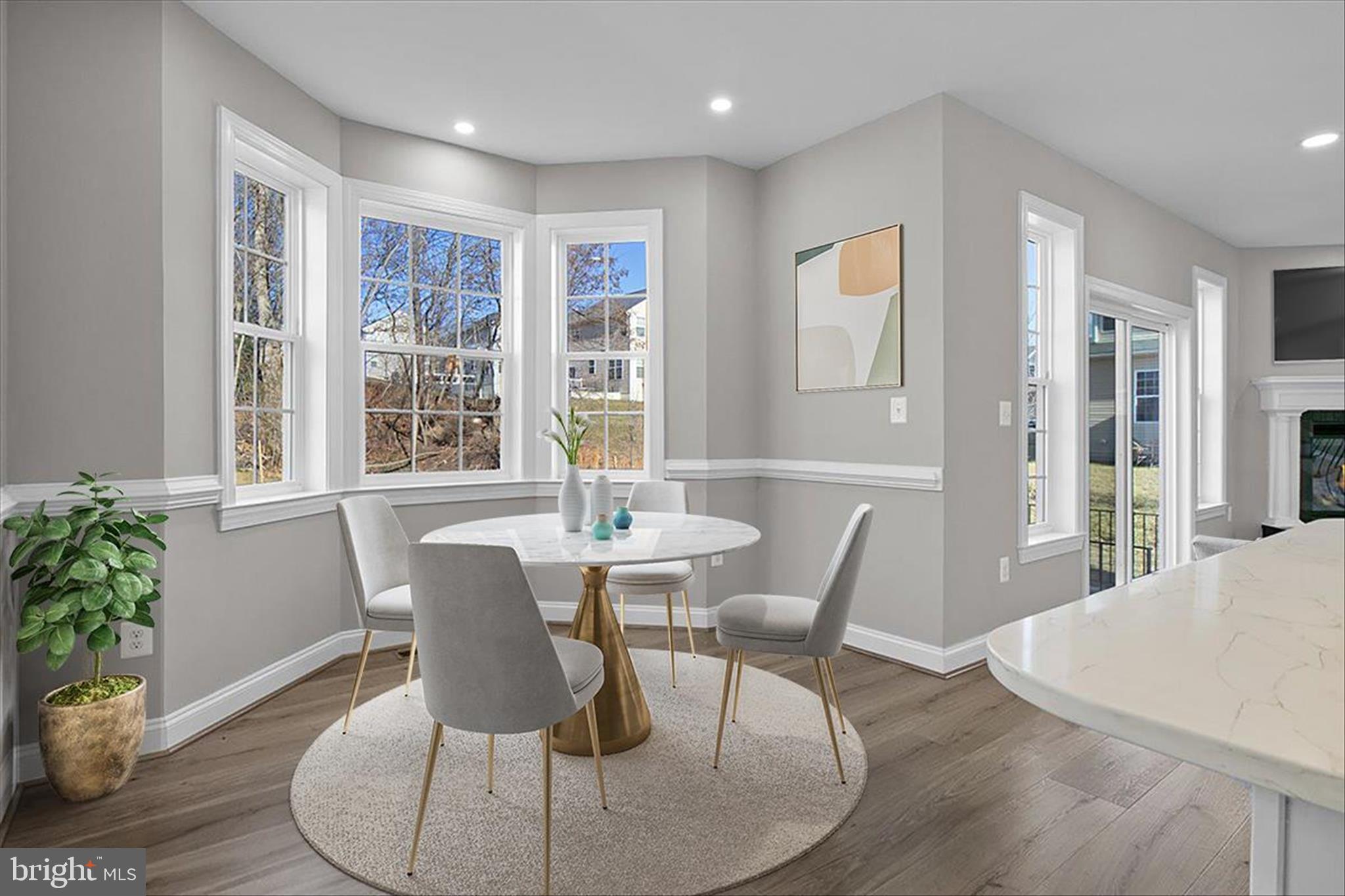 FORT WASHINGTON - Residential