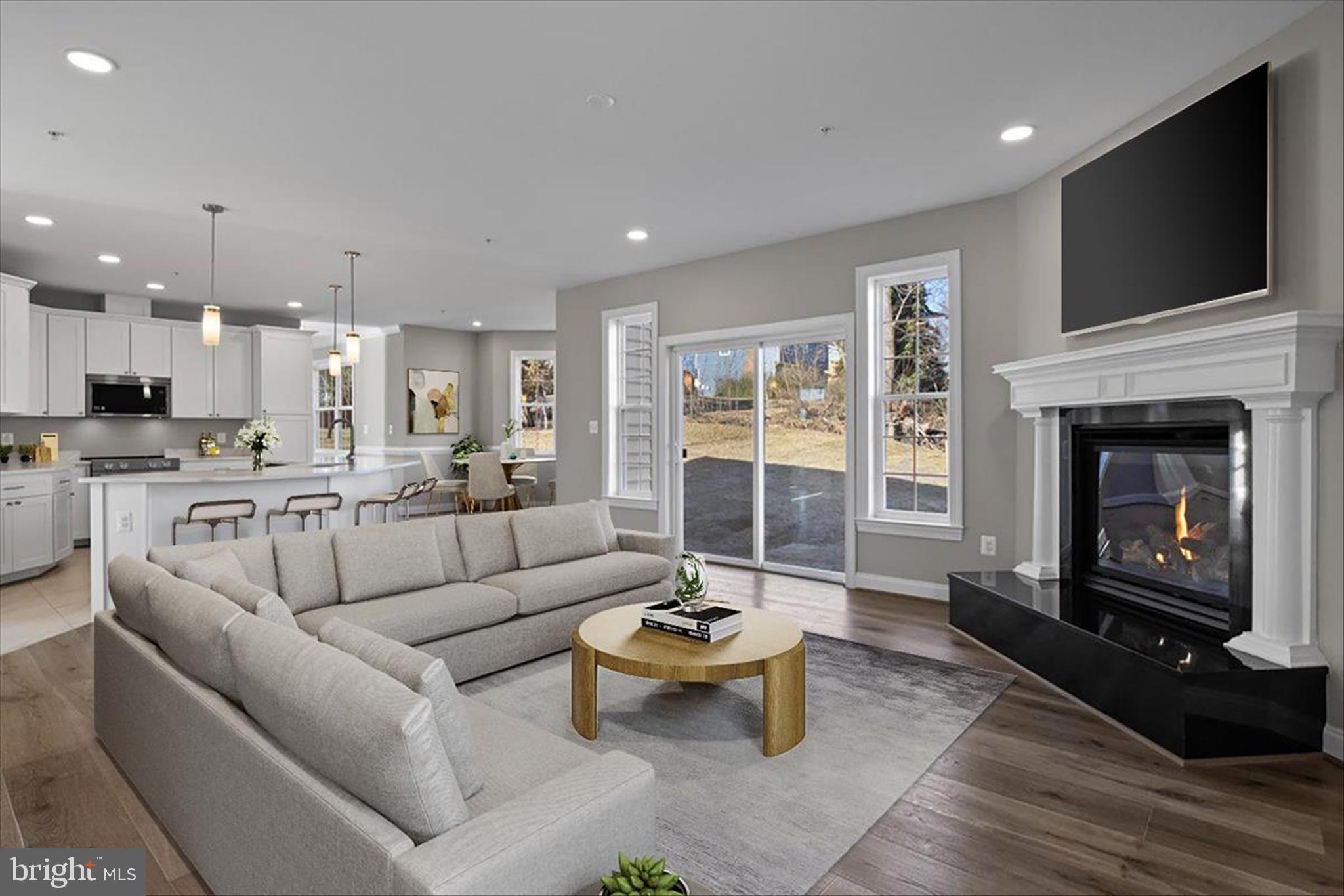 FORT WASHINGTON - Residential