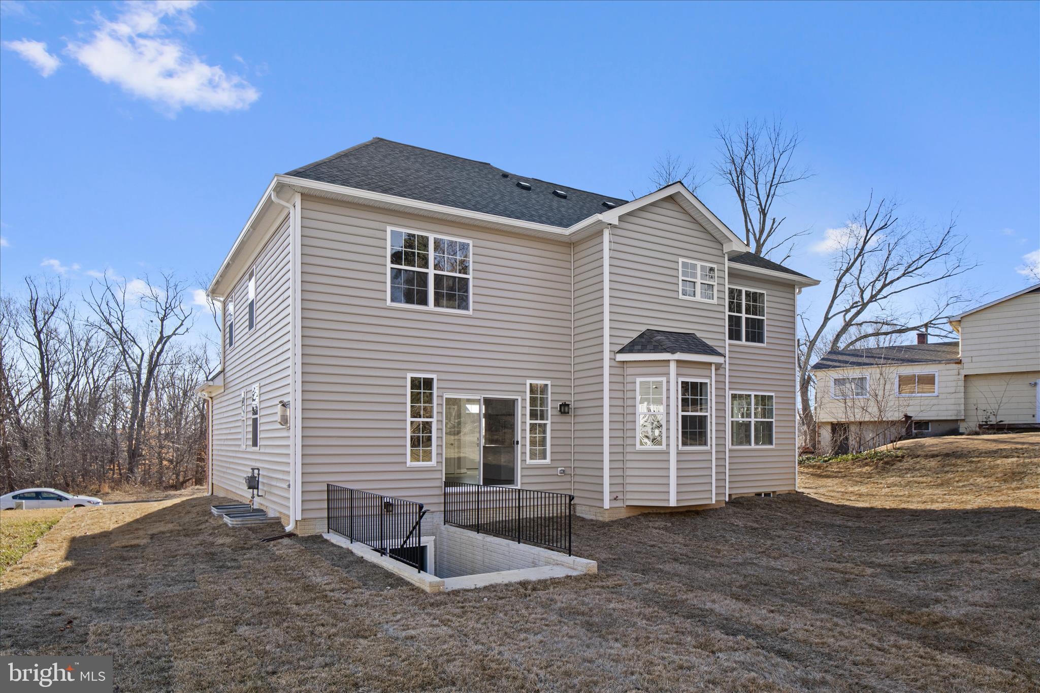 FORT WASHINGTON - Residential