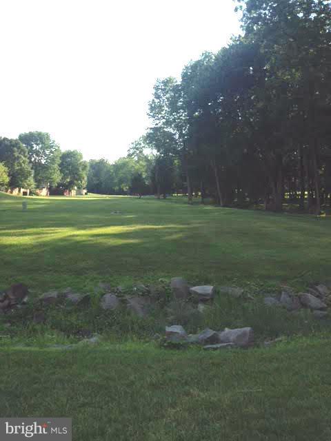 REFLECTION LAKE - Residential