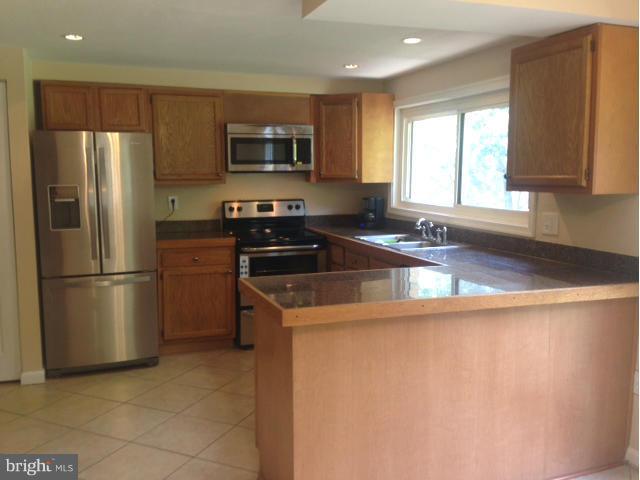 REFLECTION LAKE - Residential