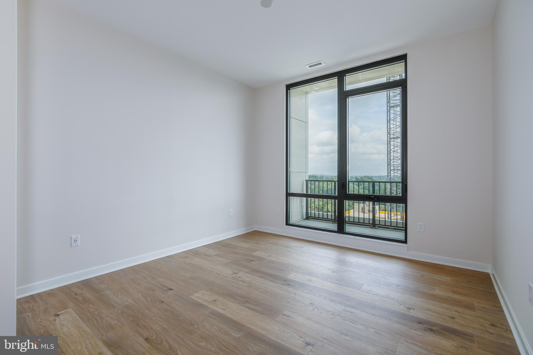 FALLS CHURCH CITY - Residential