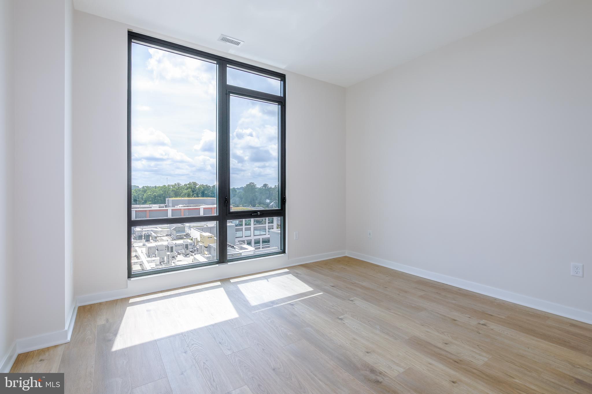 FALLS CHURCH CITY - Residential