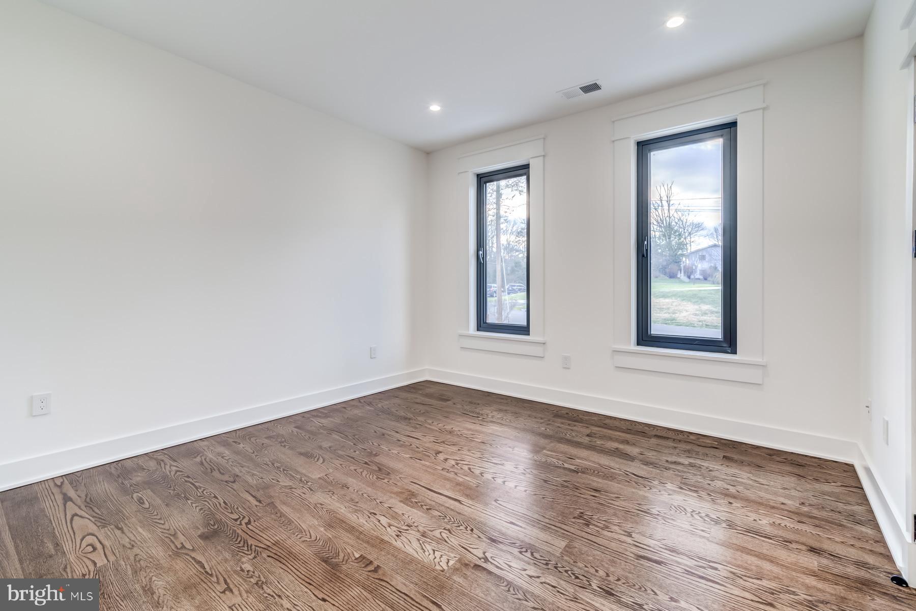 LITTLE VIENNA ESTATES - Residential