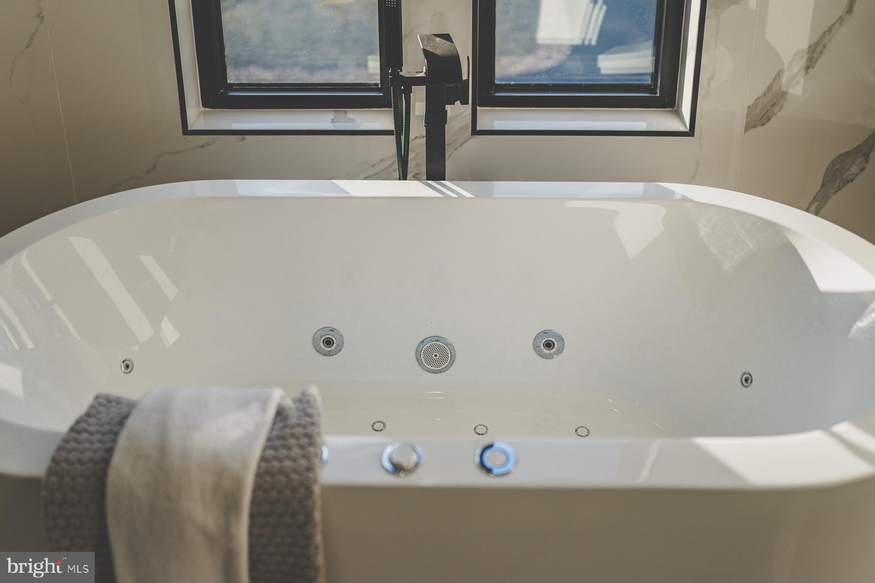 LITTLE VIENNA ESTATES - Residential