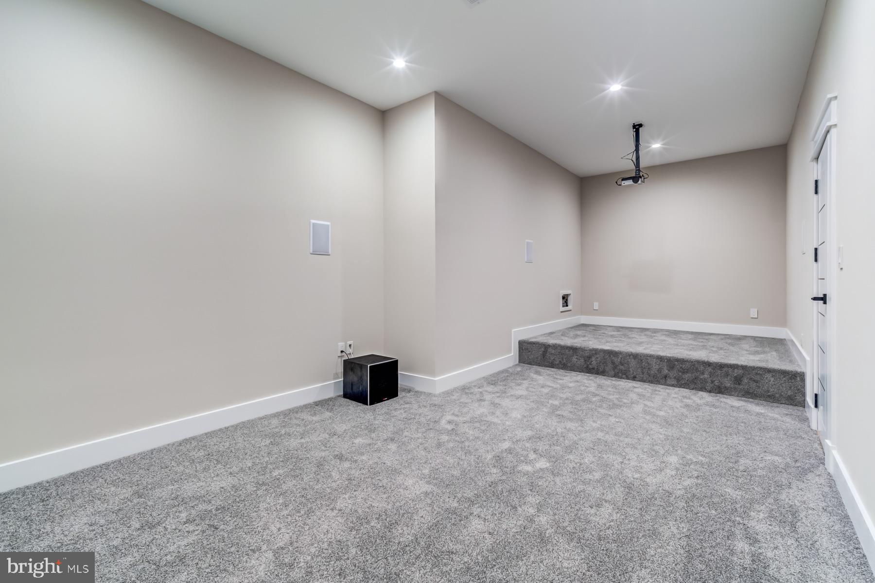 LITTLE VIENNA ESTATES - Residential