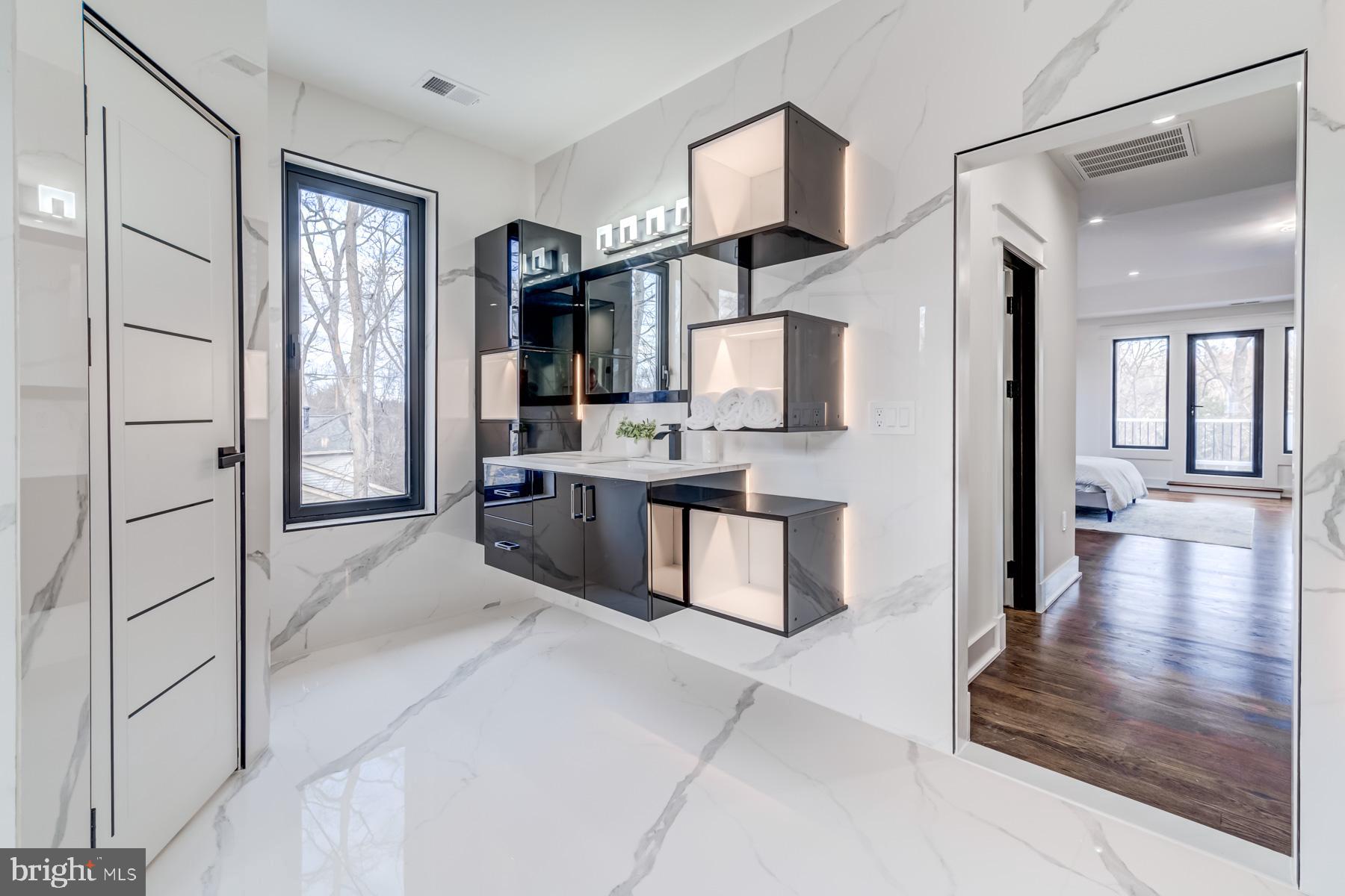 LITTLE VIENNA ESTATES - Residential