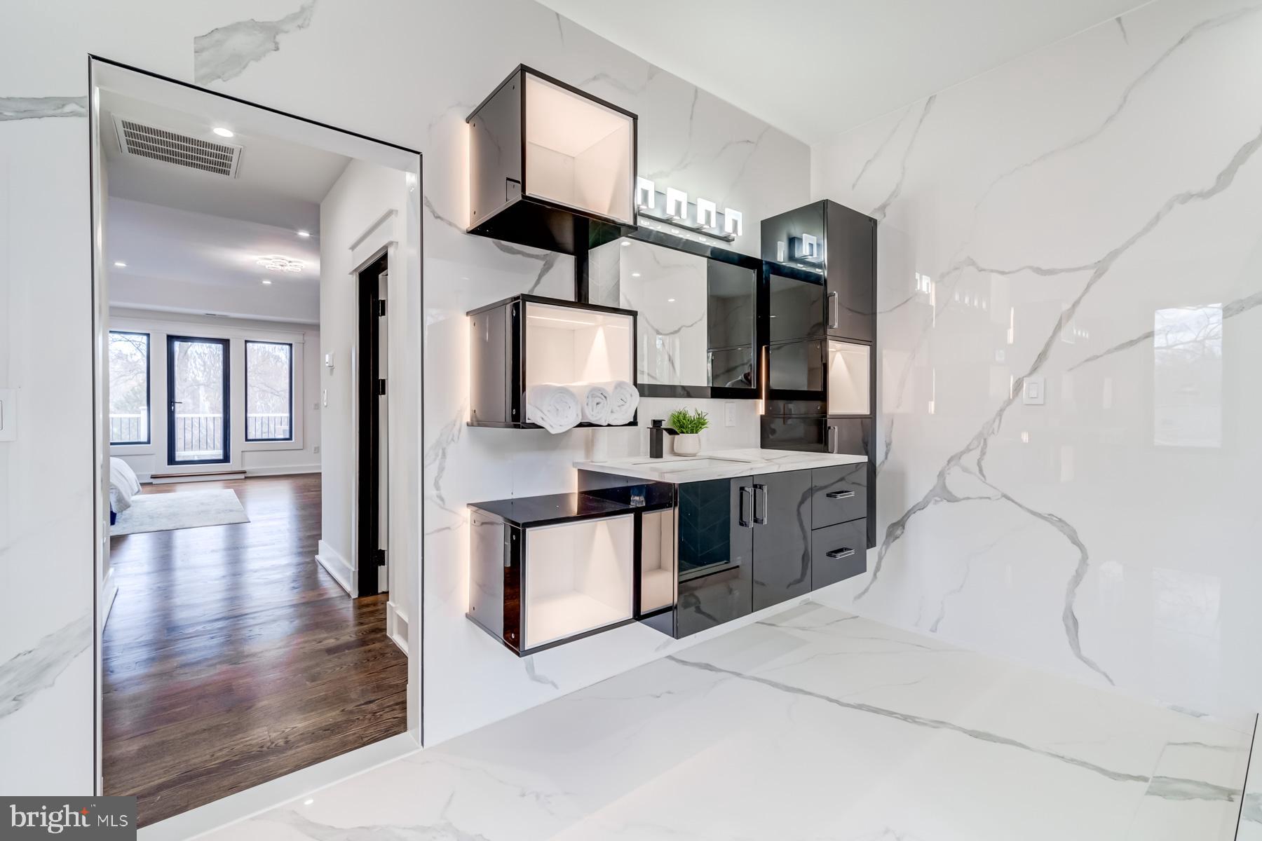 LITTLE VIENNA ESTATES - Residential