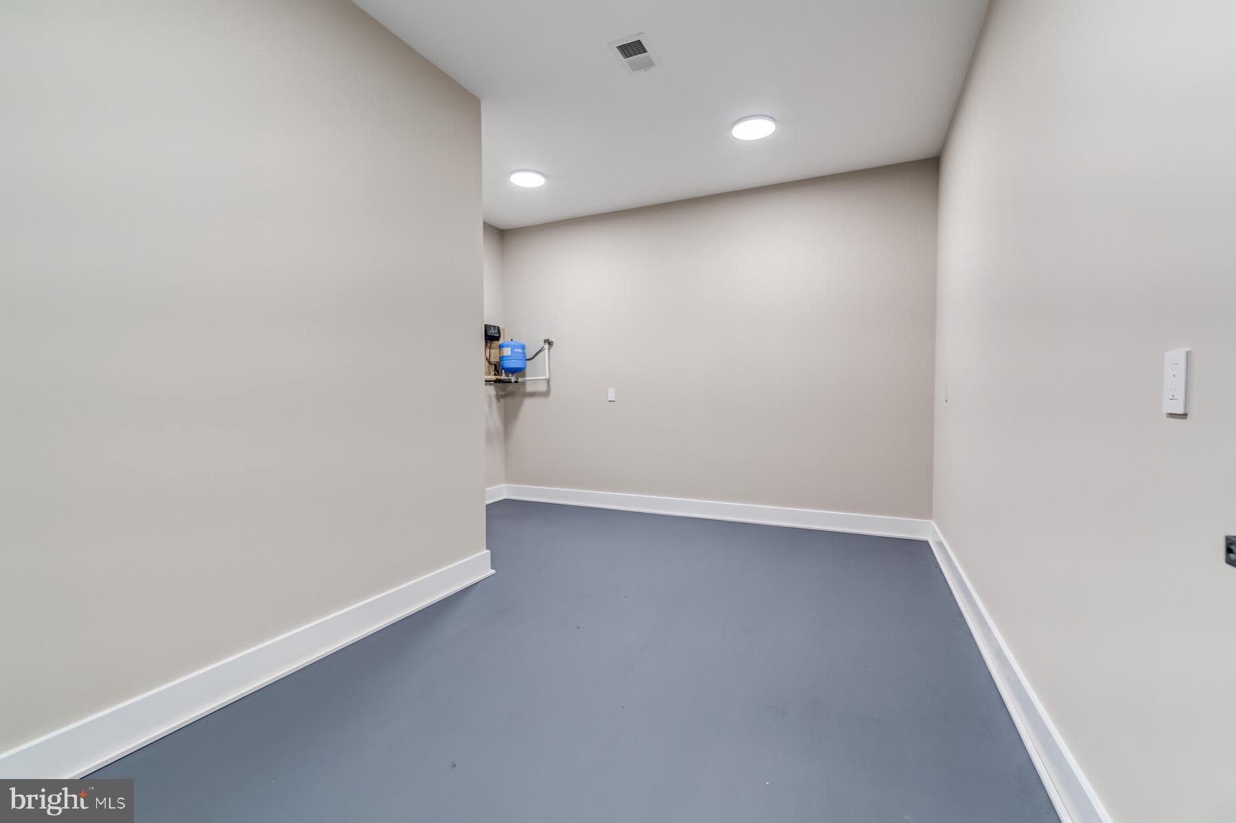 LITTLE VIENNA ESTATES - Residential