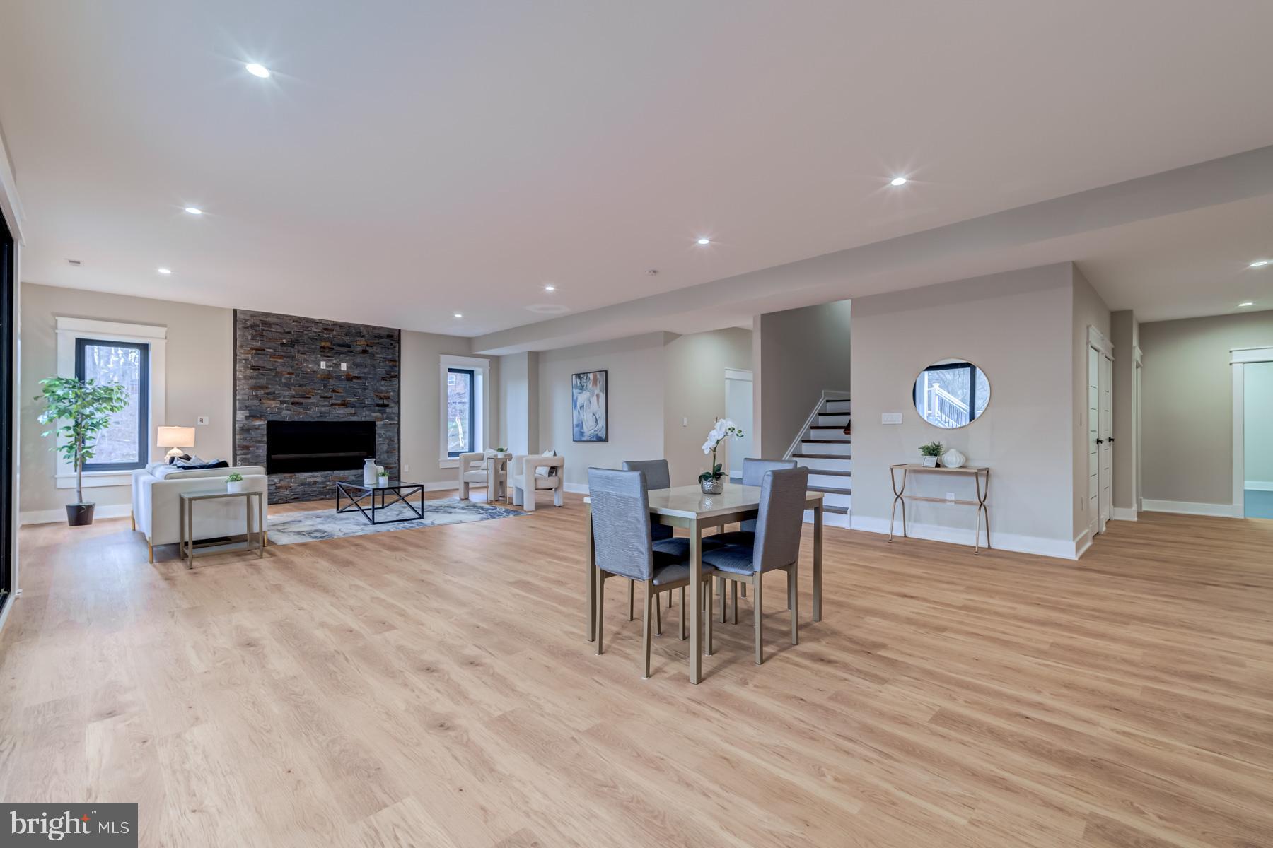 LITTLE VIENNA ESTATES - Residential