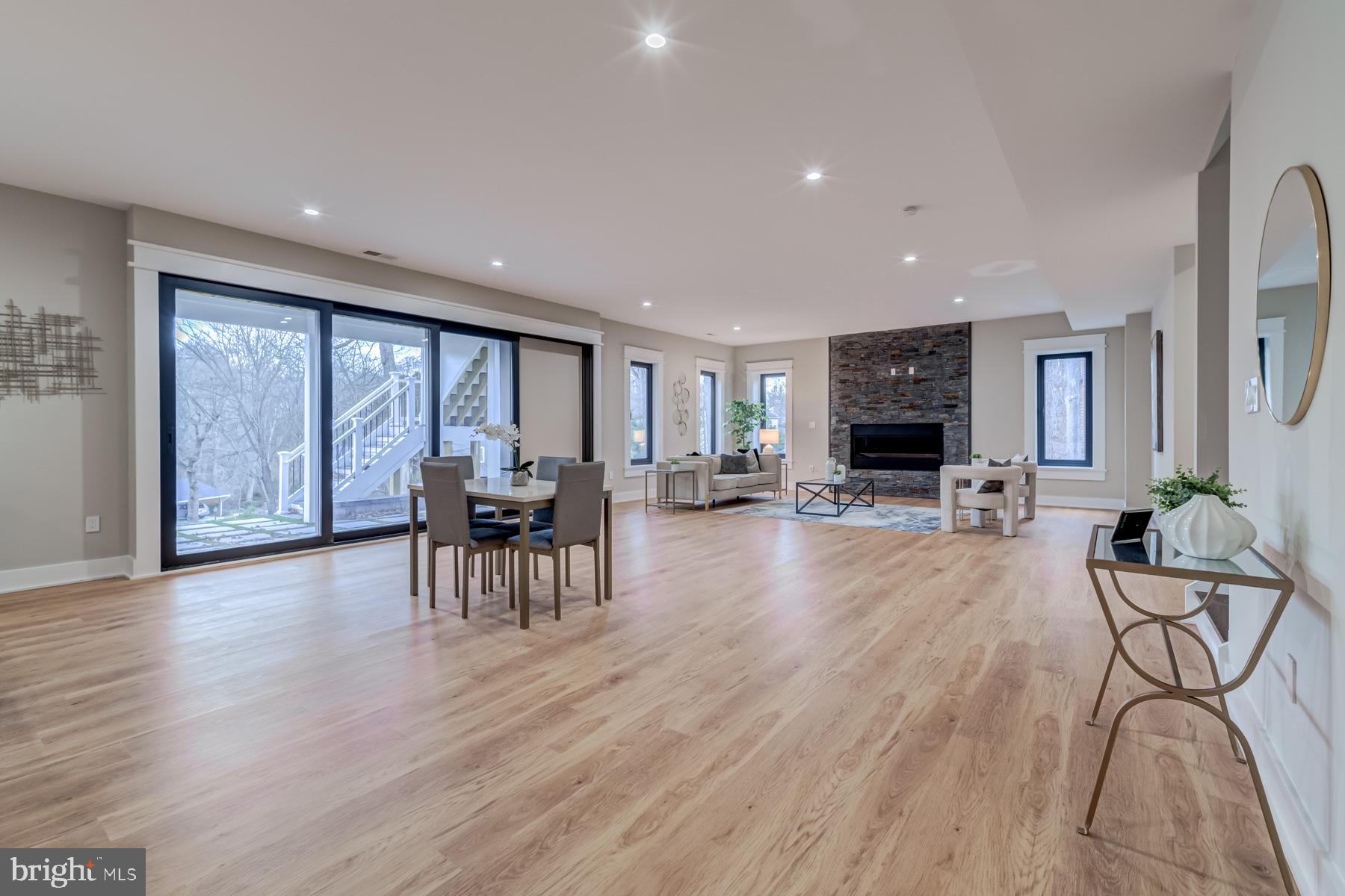 LITTLE VIENNA ESTATES - Residential