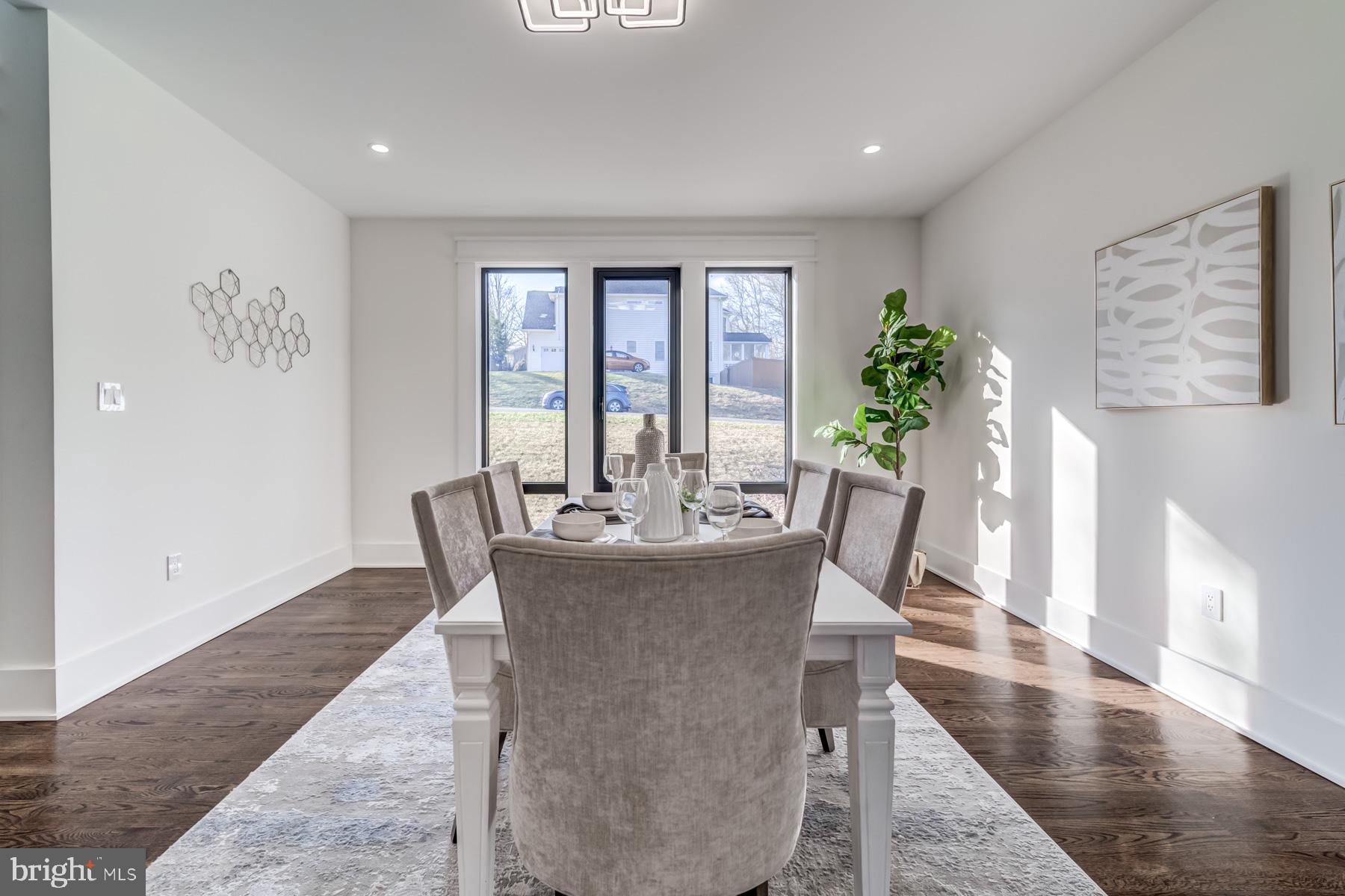 LITTLE VIENNA ESTATES - Residential