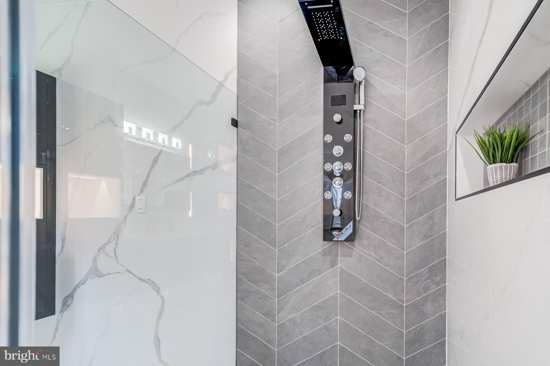 LITTLE VIENNA ESTATES - Residential