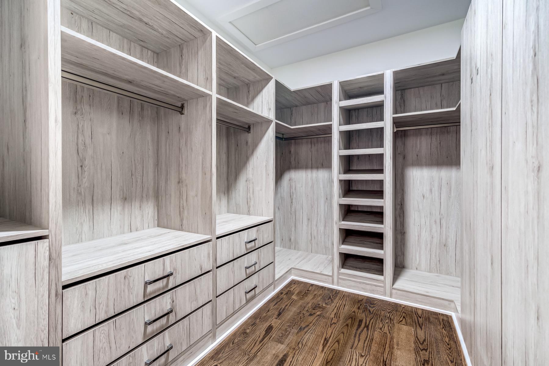 LITTLE VIENNA ESTATES - Residential