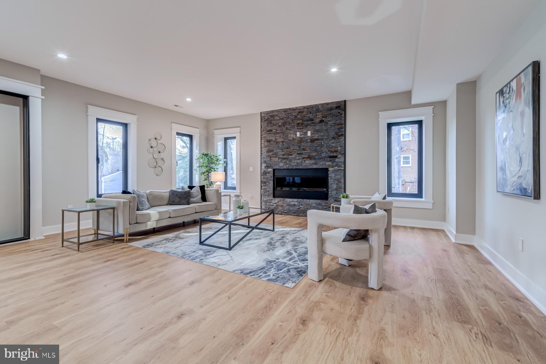 LITTLE VIENNA ESTATES - Residential