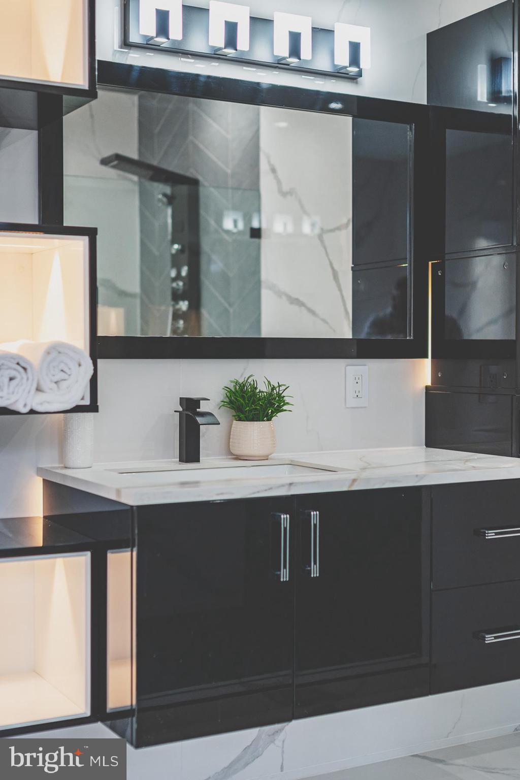 LITTLE VIENNA ESTATES - Residential