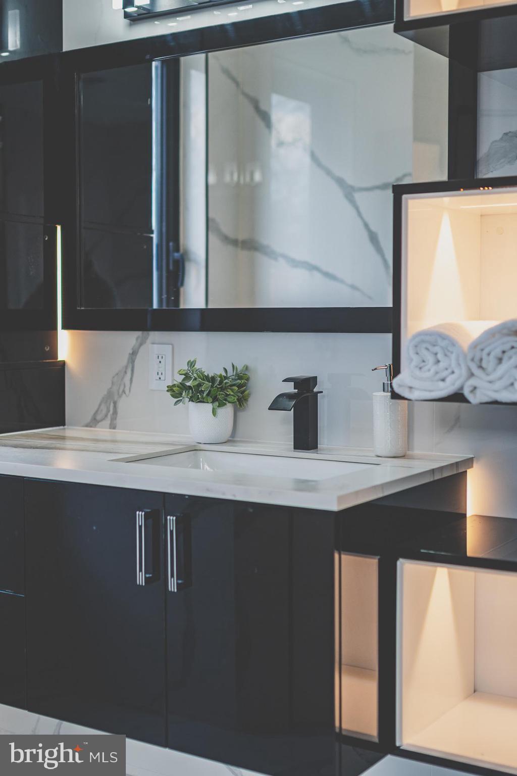 LITTLE VIENNA ESTATES - Residential