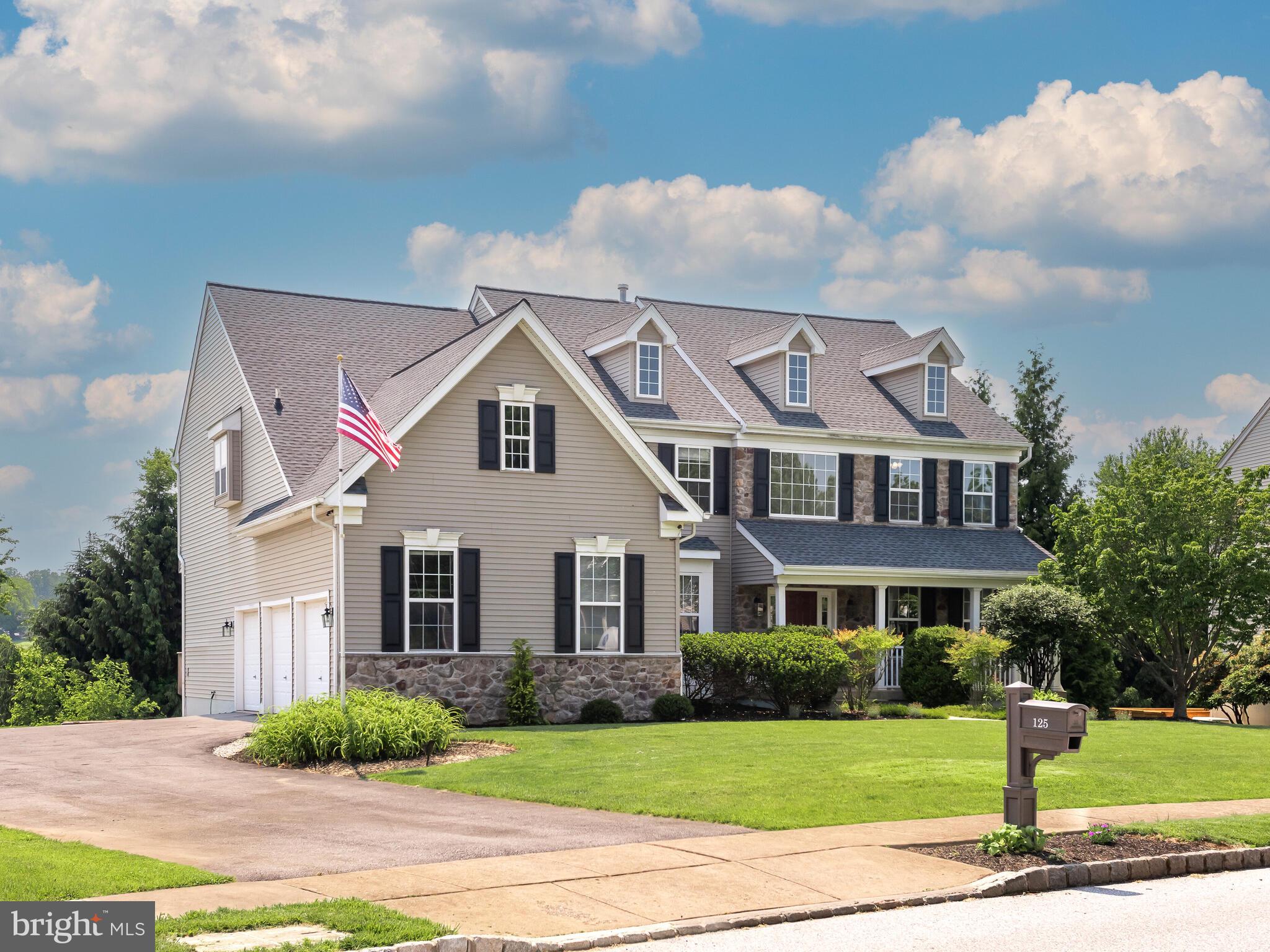 125 CANDLEWYCK DRIVE