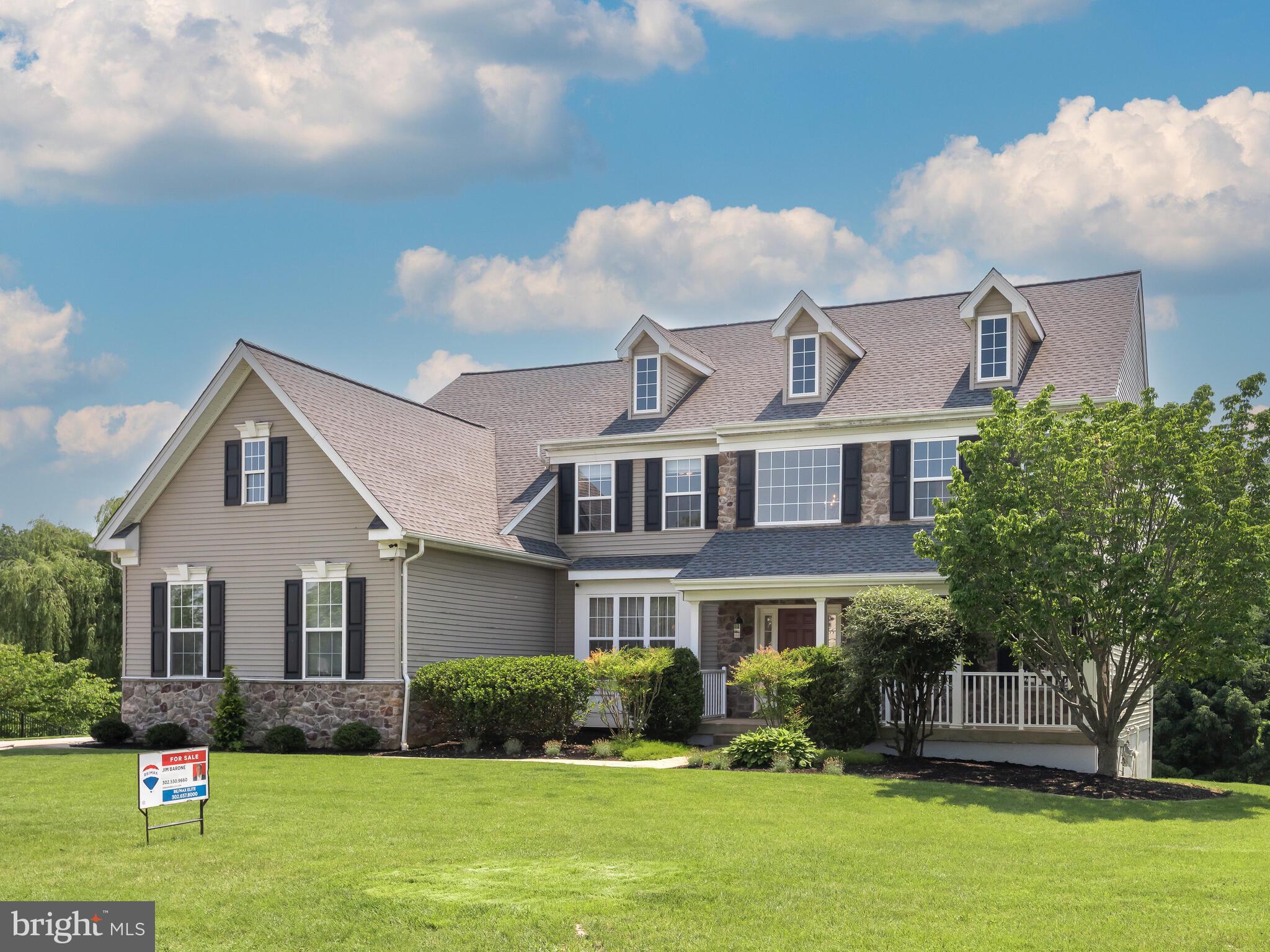 125 CANDLEWYCK DRIVE