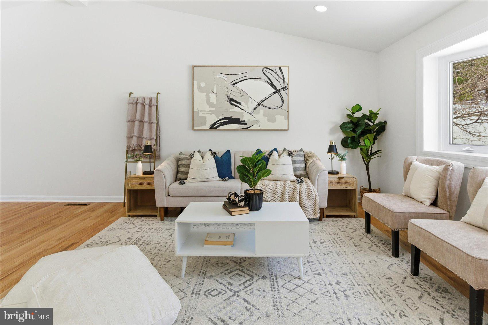 PIKESVILLE - Residential