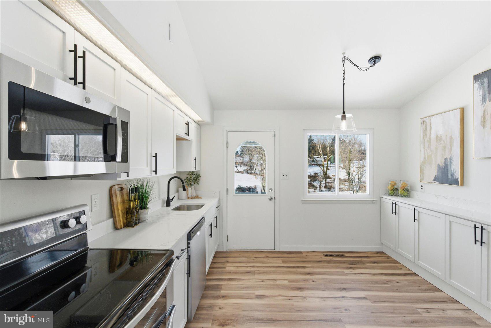 PIKESVILLE - Residential