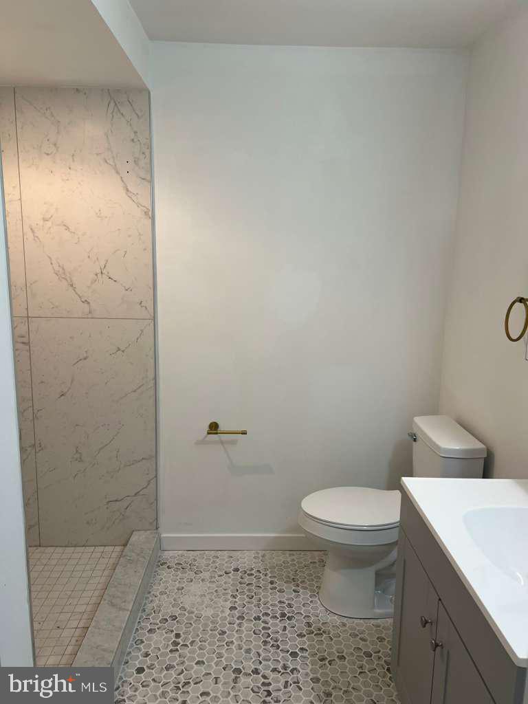 PIKESVILLE - Residential