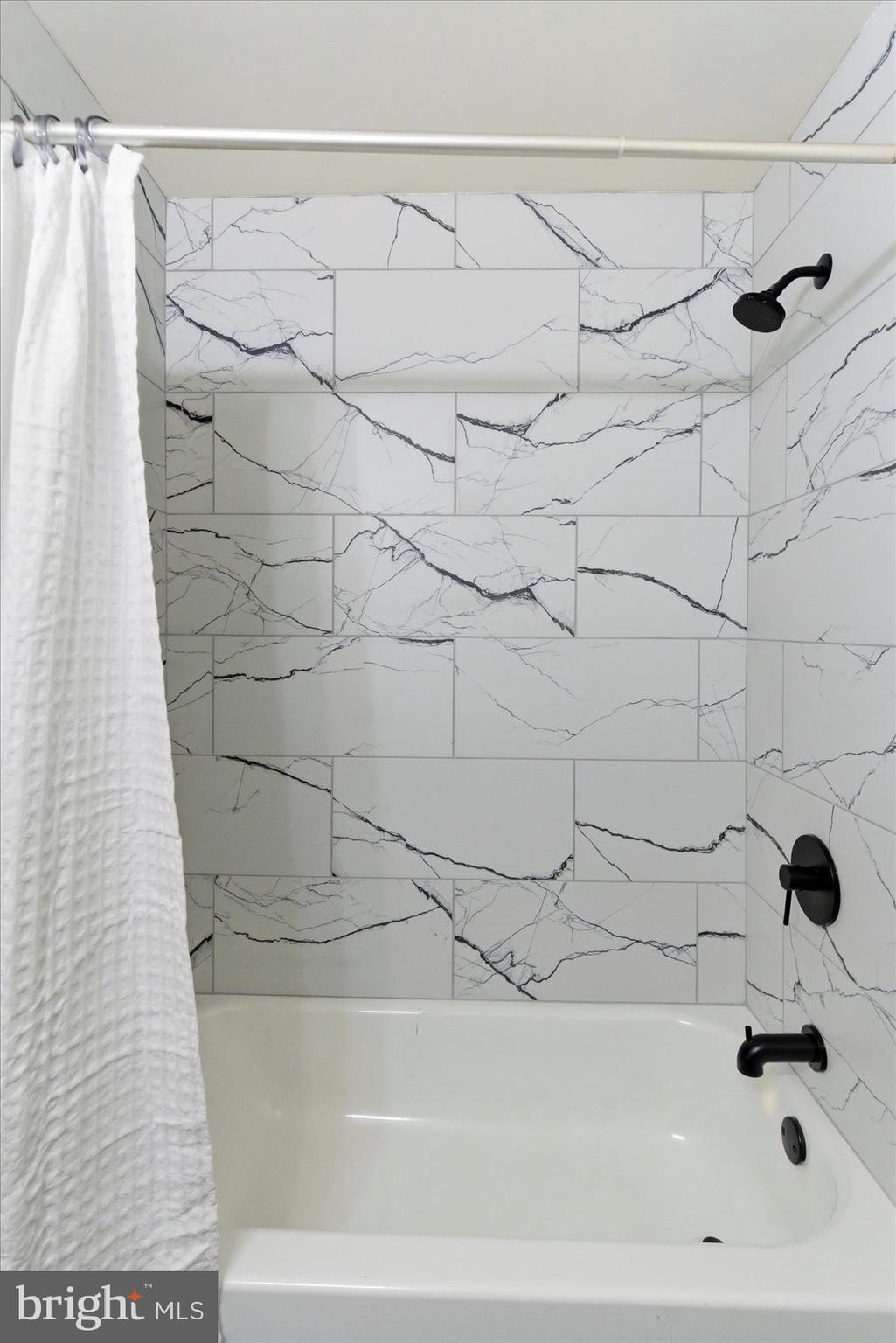 PIKESVILLE - Residential