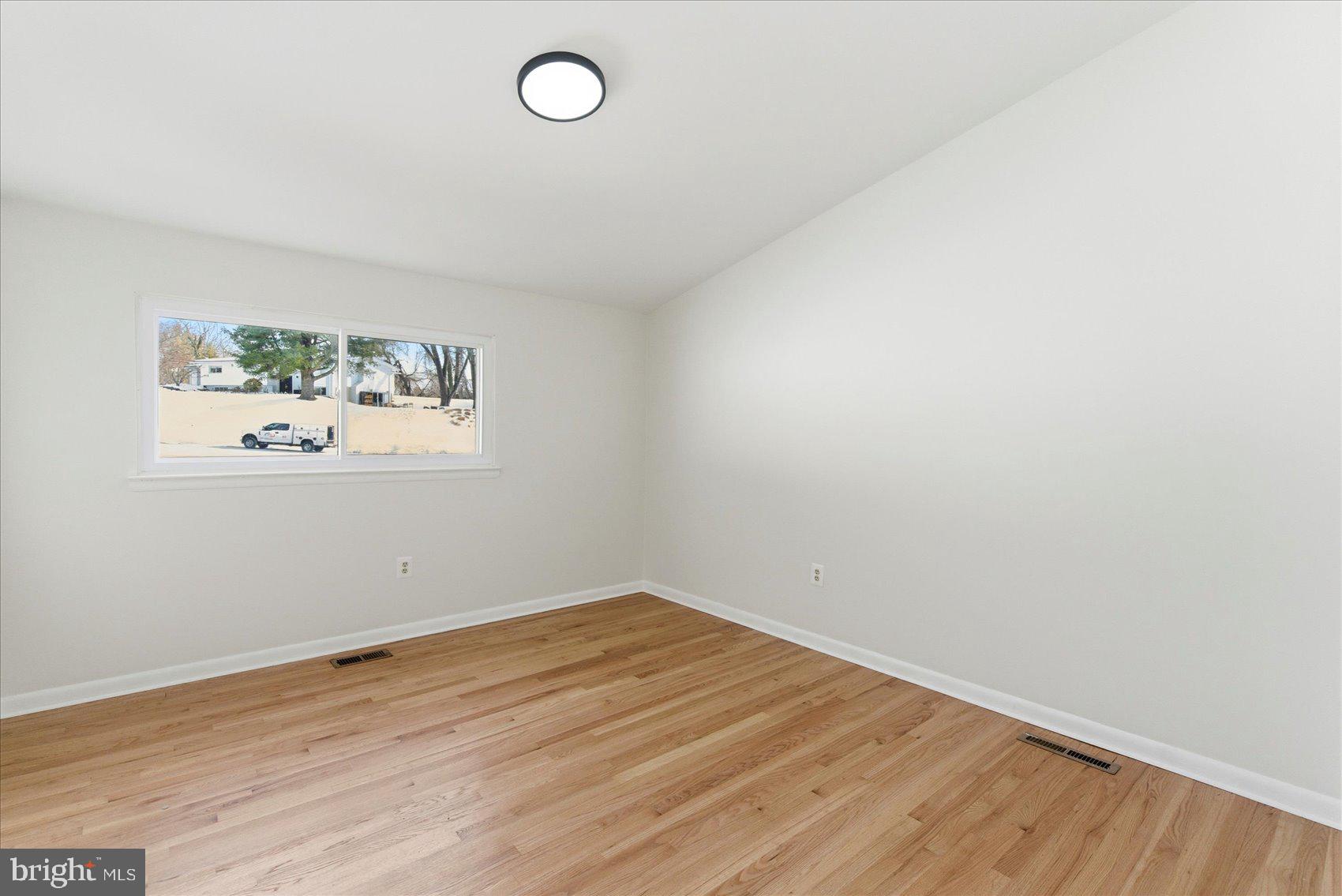 PIKESVILLE - Residential