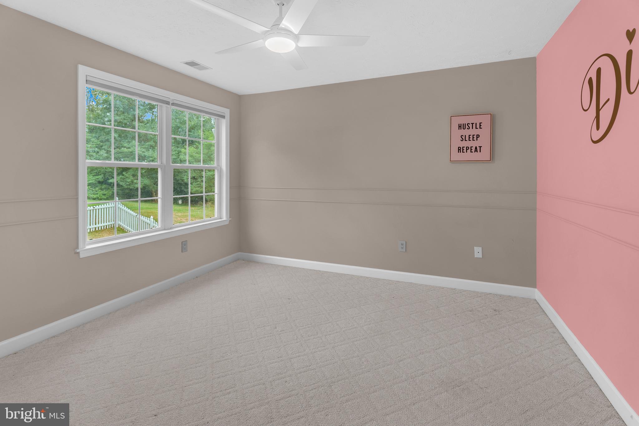 FRIENDSHIP OVERLOOK - Residential