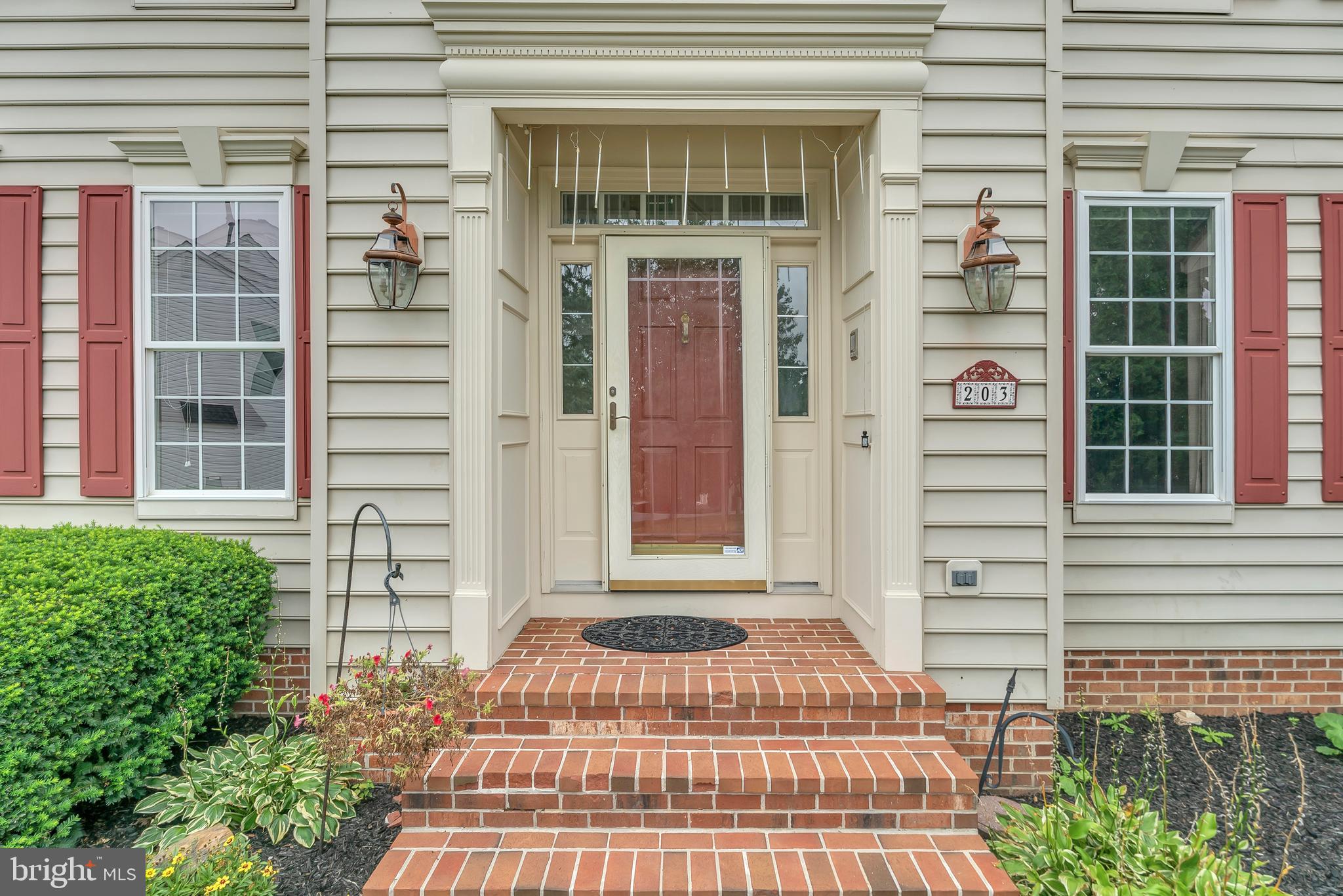 203 ZACHARY DRIVE