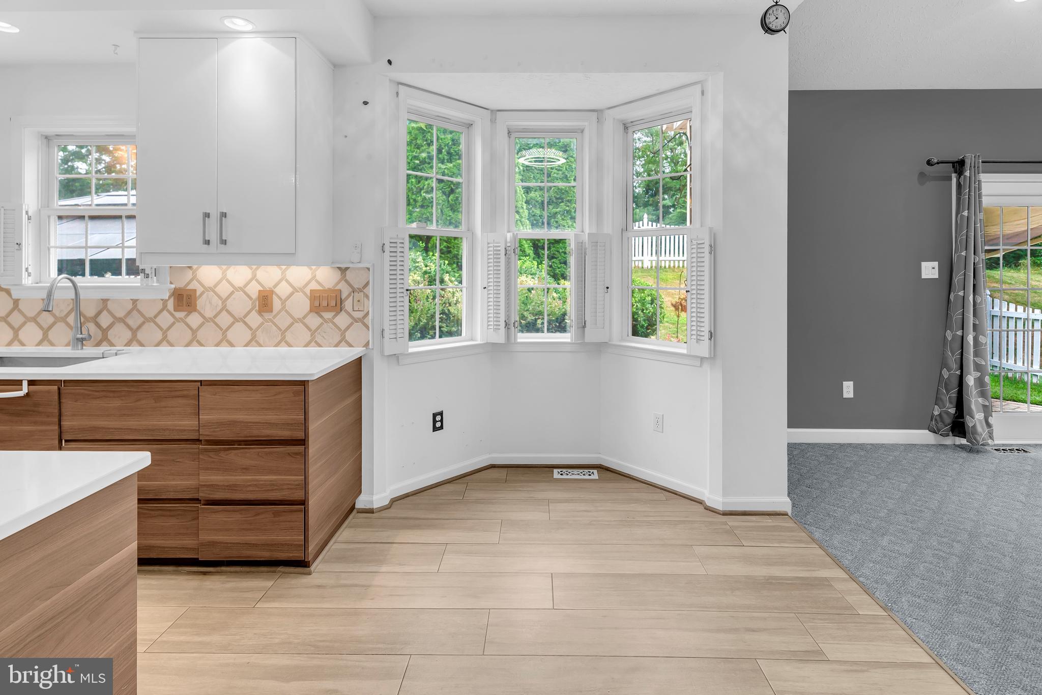 FRIENDSHIP OVERLOOK - Residential