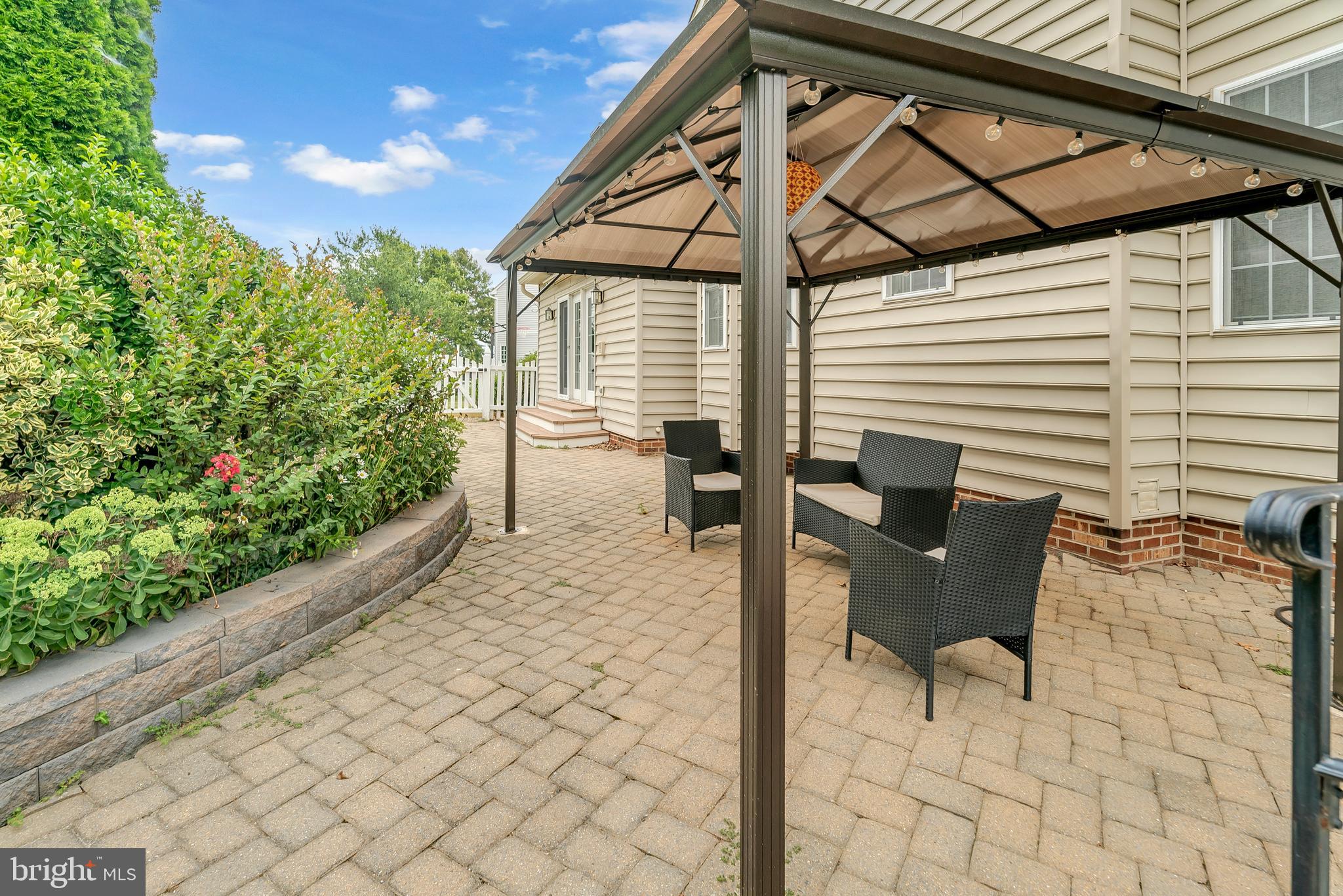 FRIENDSHIP OVERLOOK - Residential