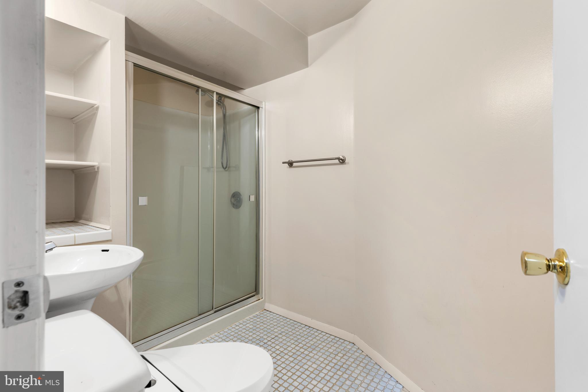 MURRAY HILL - Residential