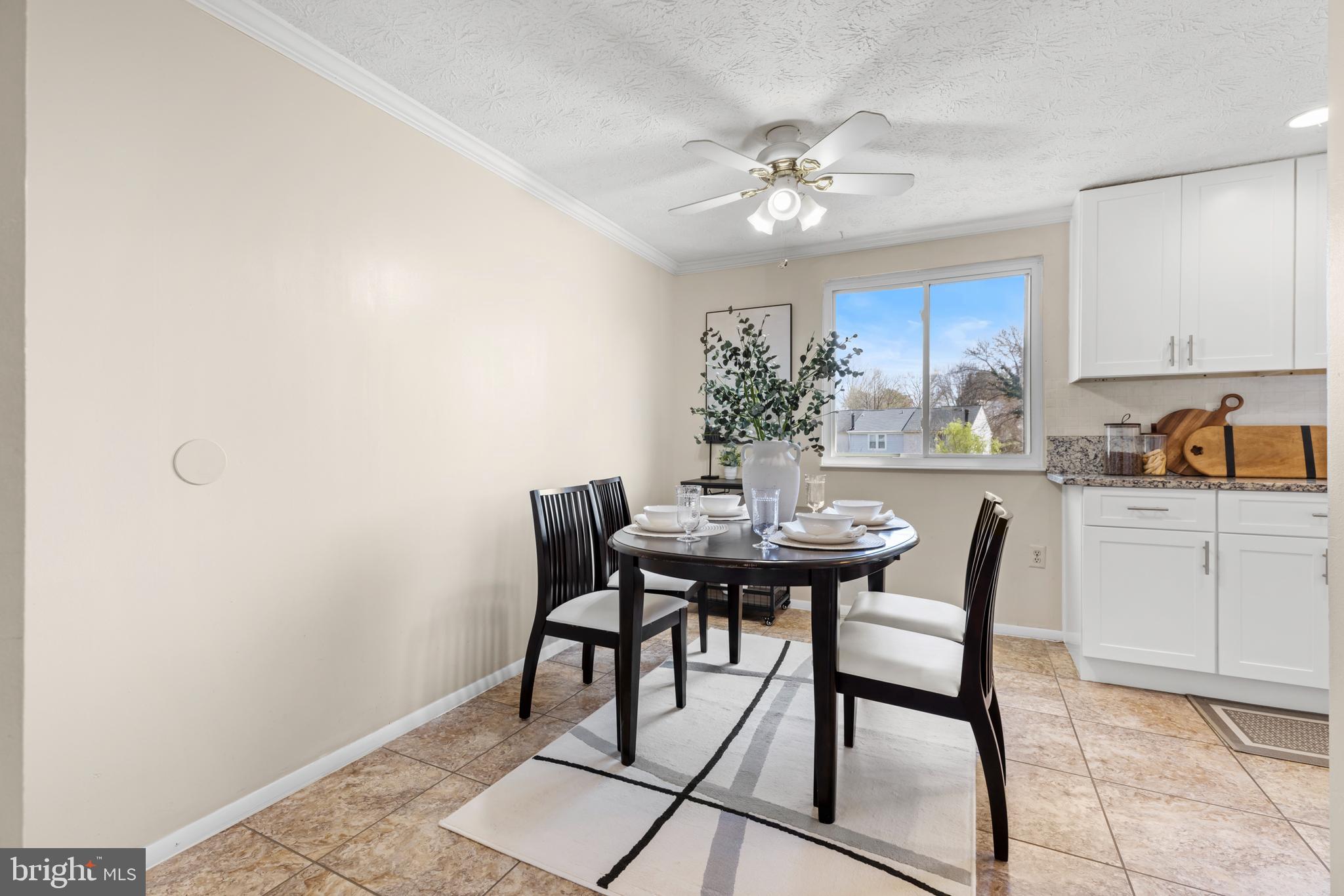 MURRAY HILL - Residential