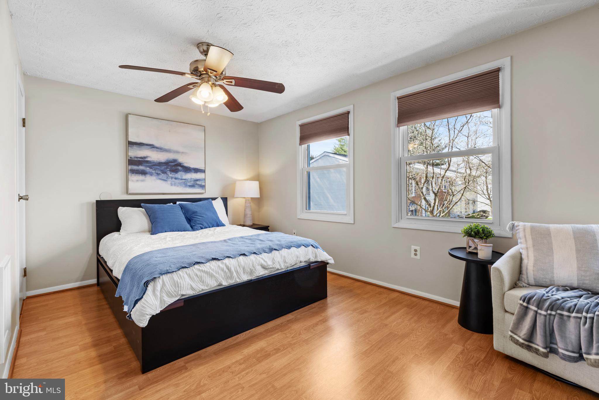 MURRAY HILL - Residential