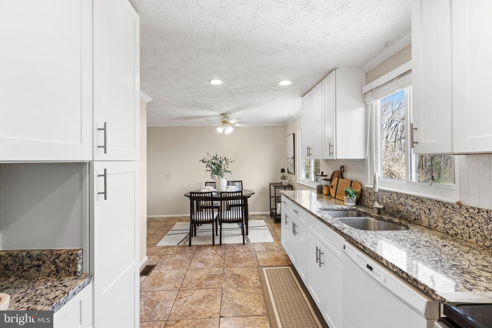 MURRAY HILL - Residential