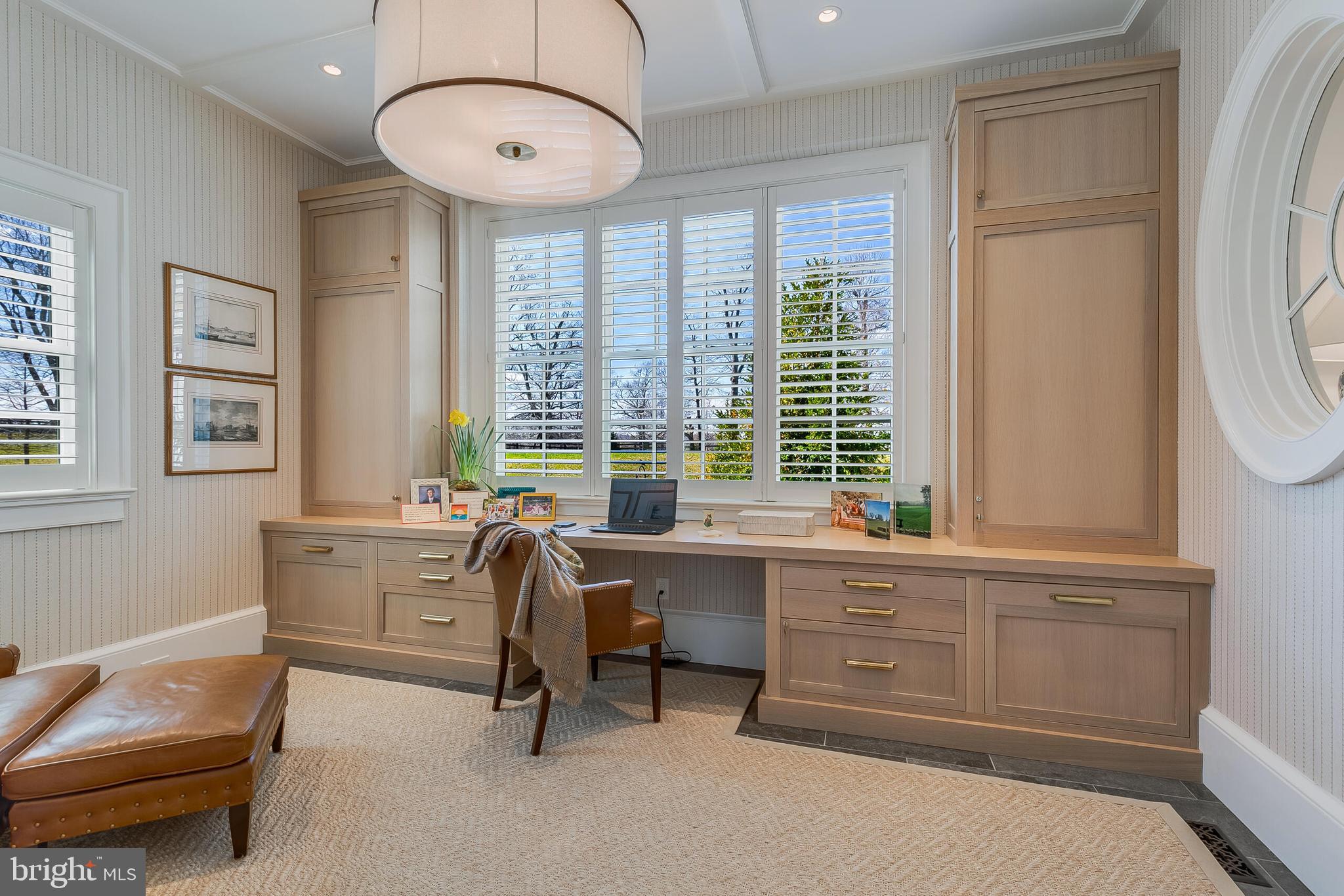 THE PLAINS - Residential