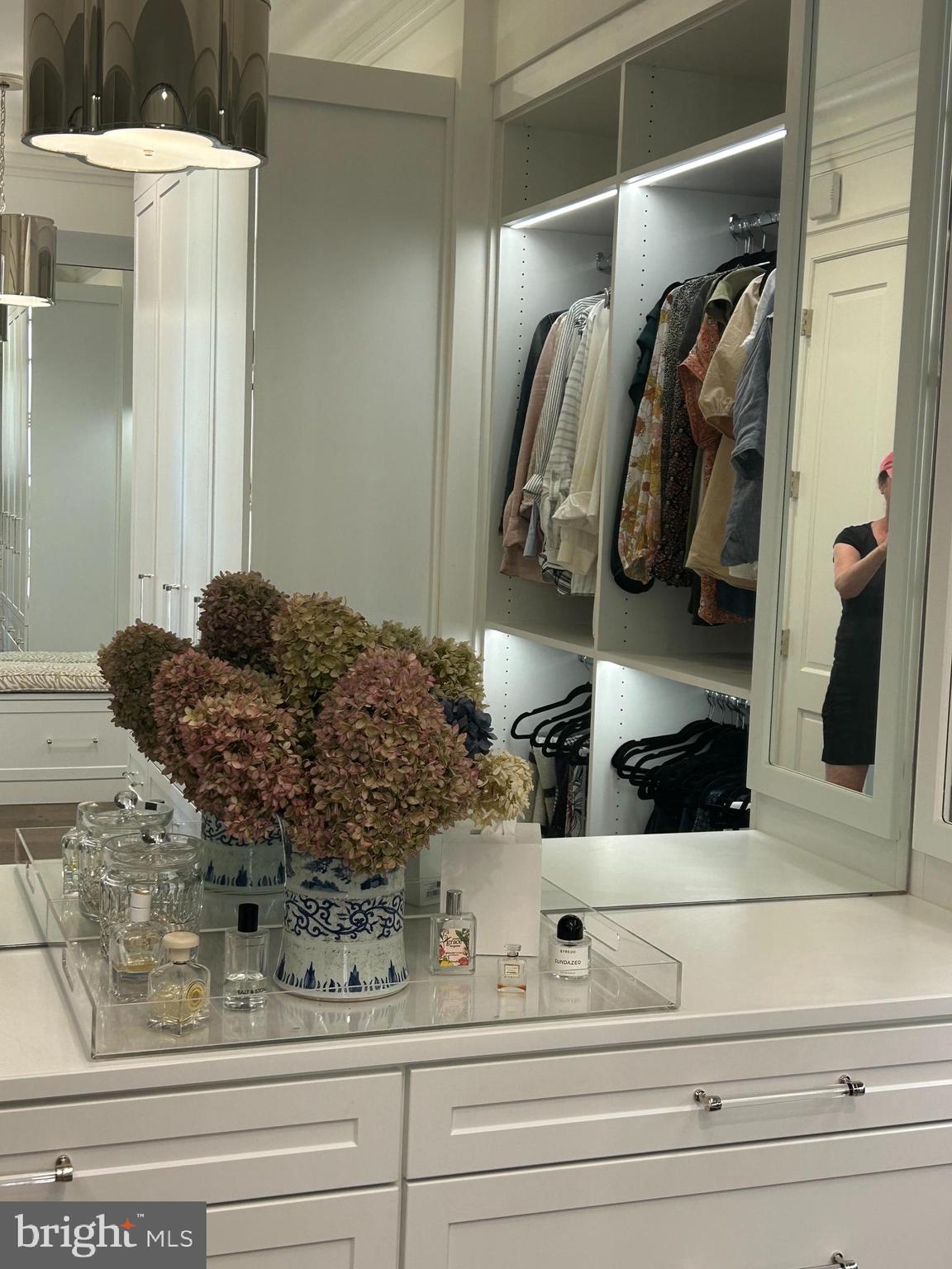 THE PLAINS - Residential