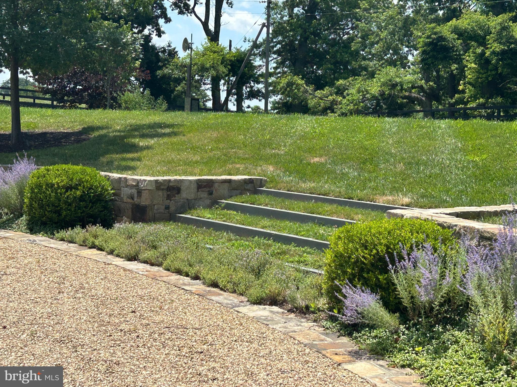 THE PLAINS - Residential