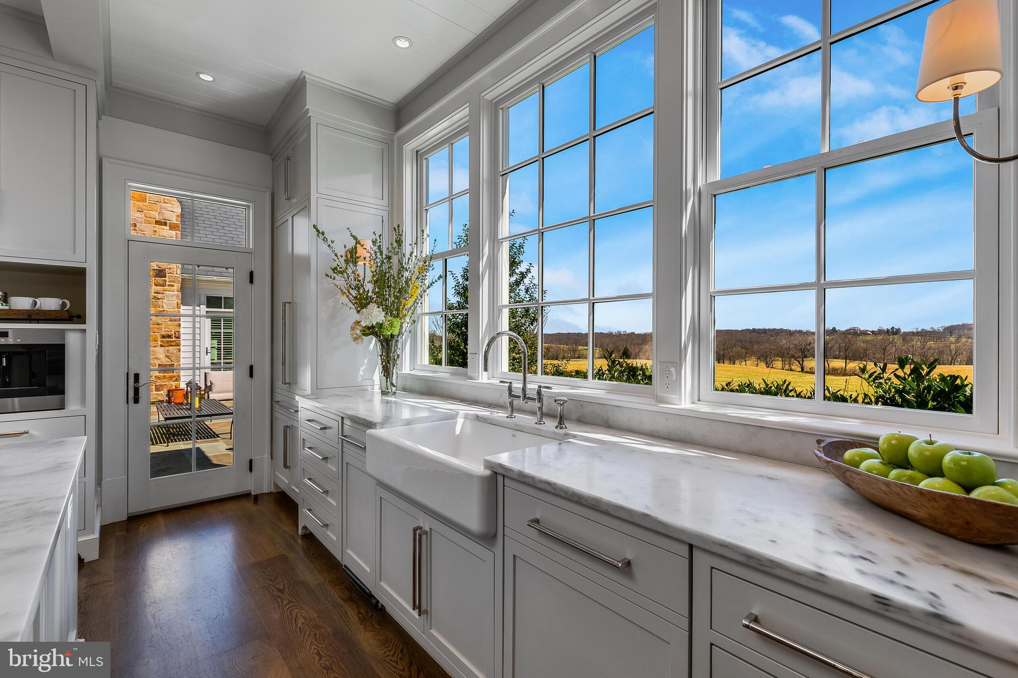 THE PLAINS - Residential