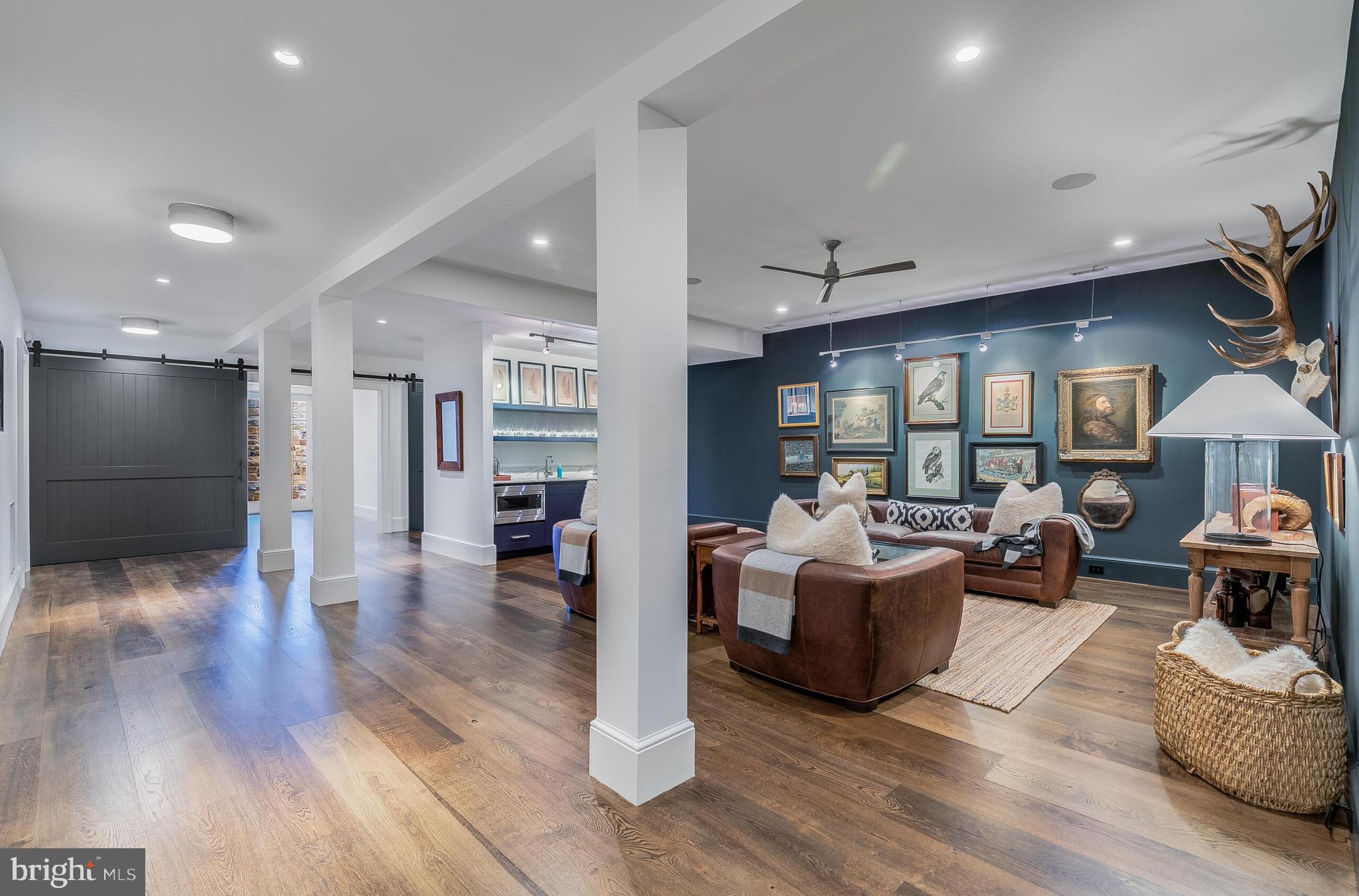 THE PLAINS - Residential