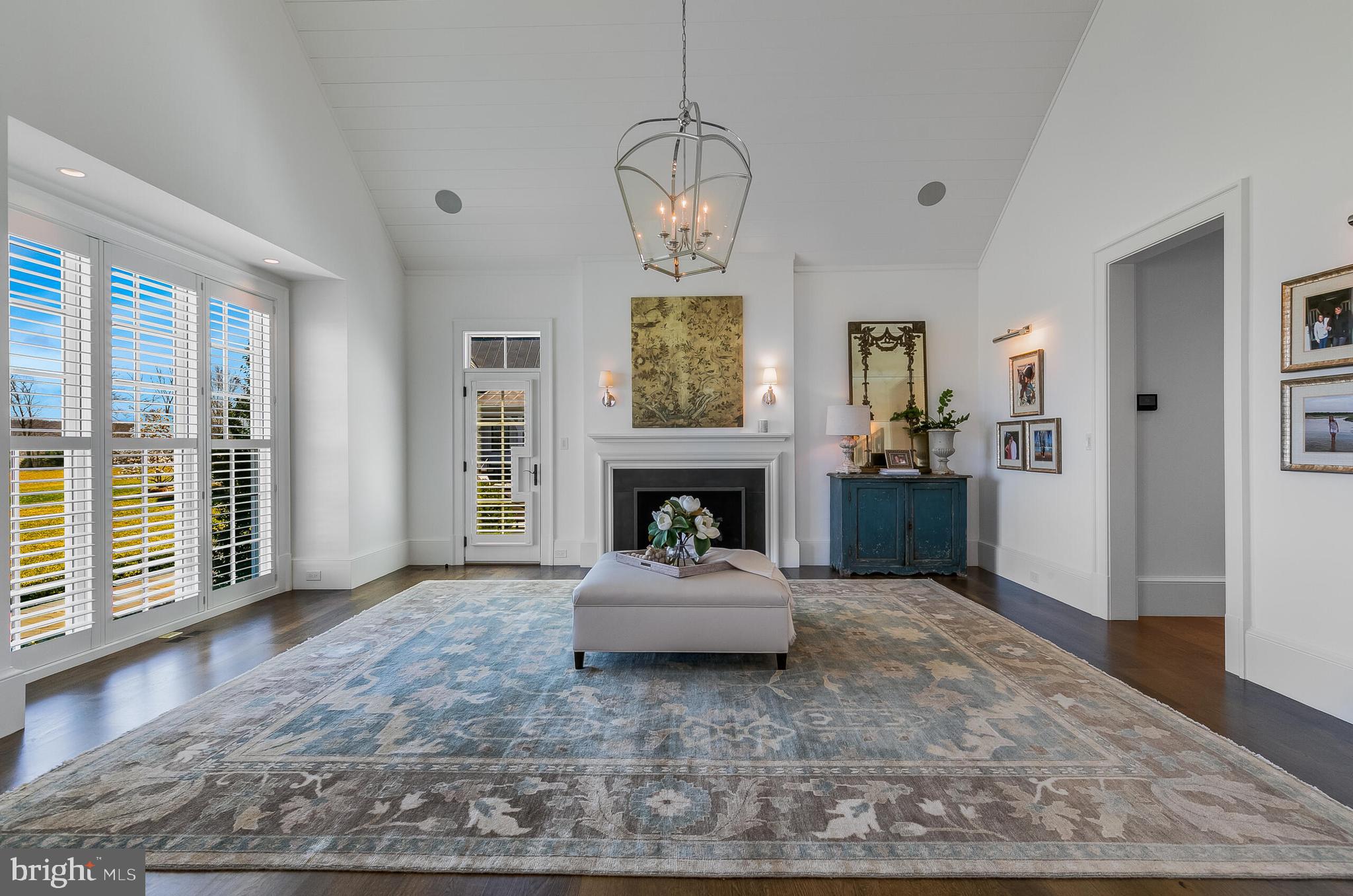 THE PLAINS - Residential