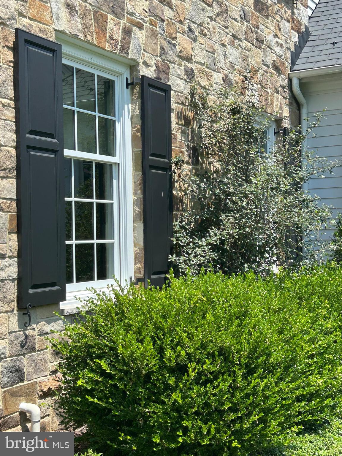 THE PLAINS - Residential