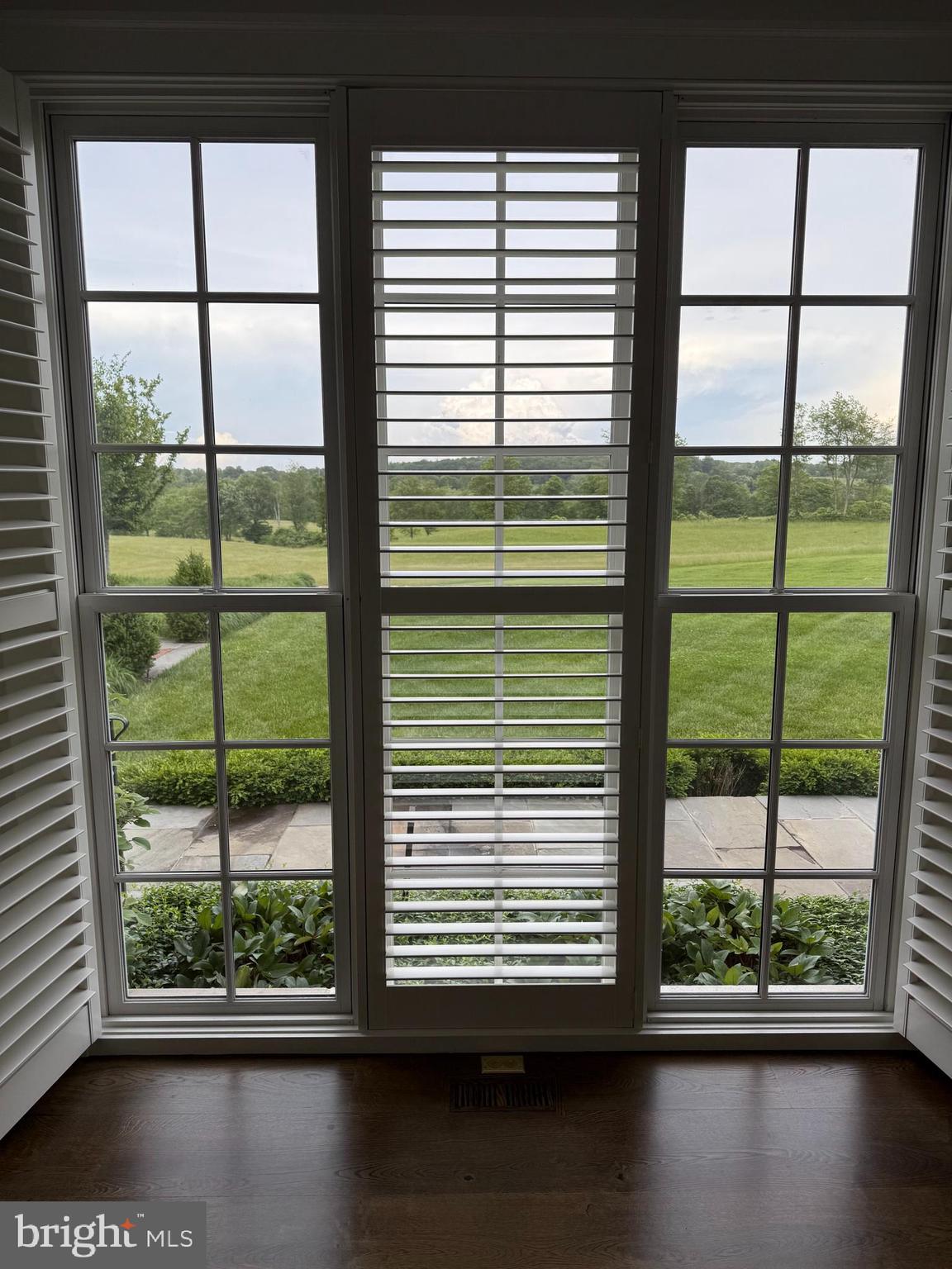 THE PLAINS - Residential