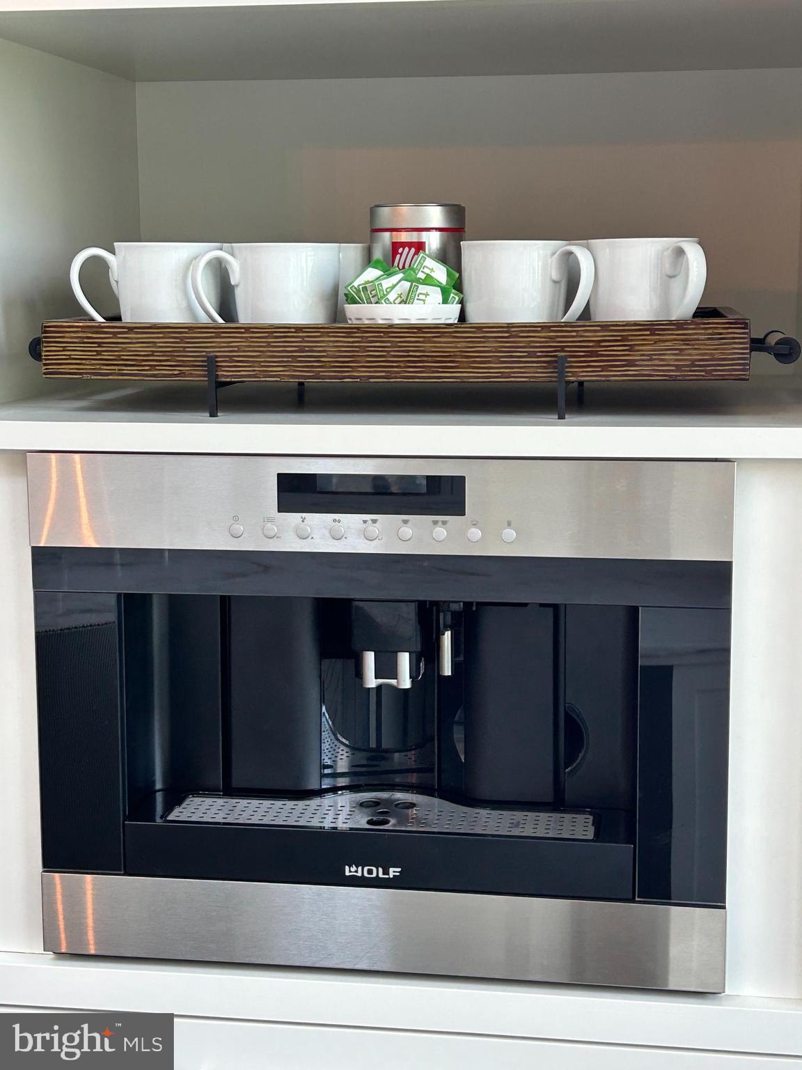 THE PLAINS - Residential