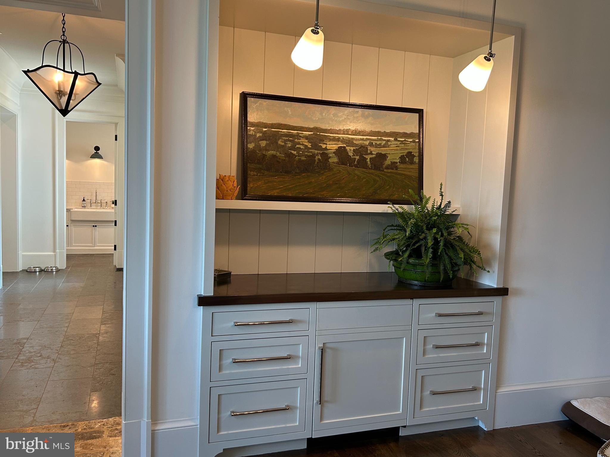 THE PLAINS - Residential